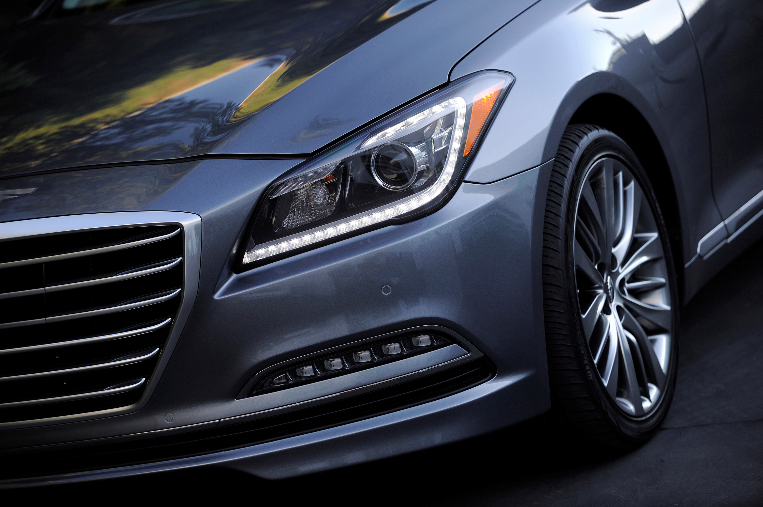 Hyundai Genesis photo #28