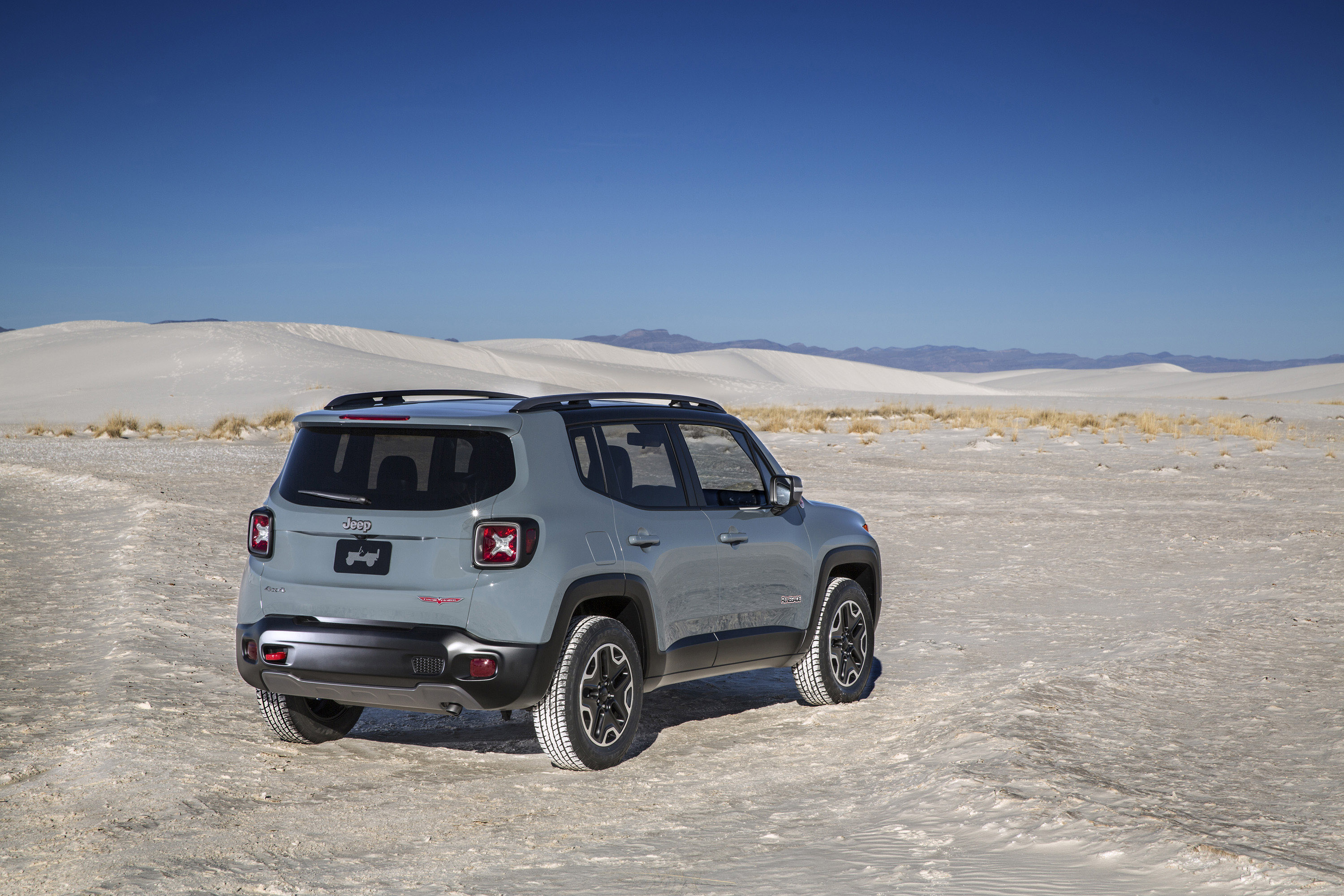 Jeep Renegade photo #57