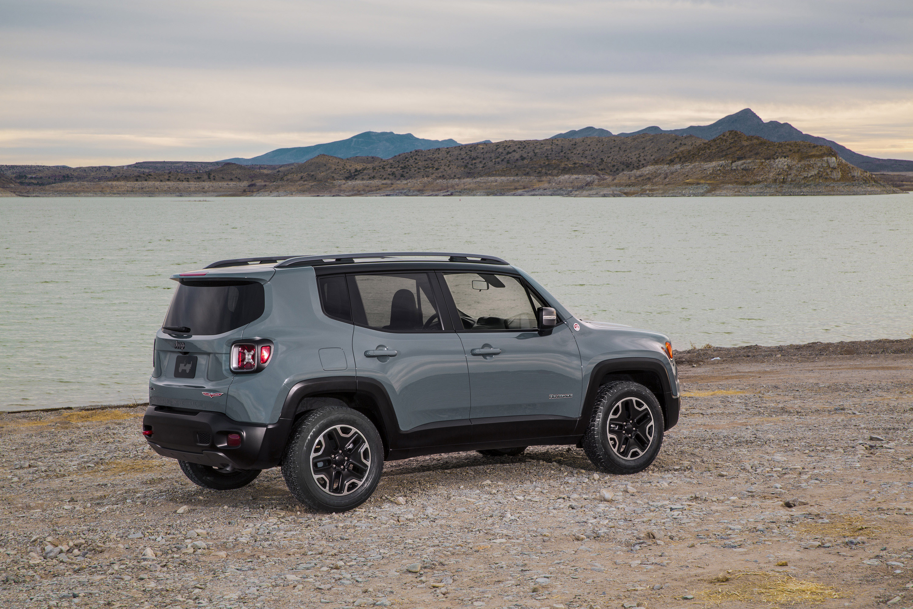 Jeep Renegade photo #59