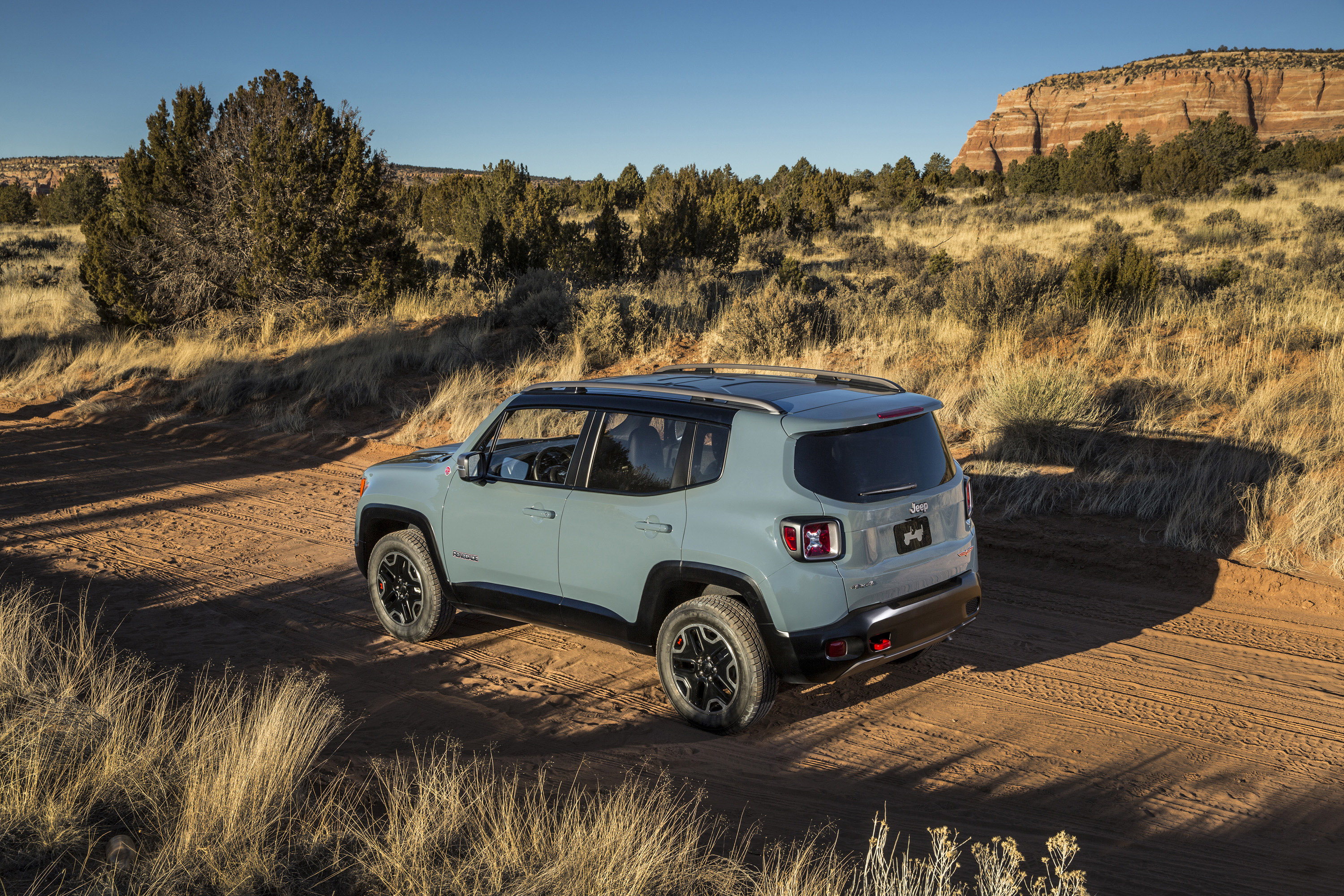 Jeep Renegade photo #60