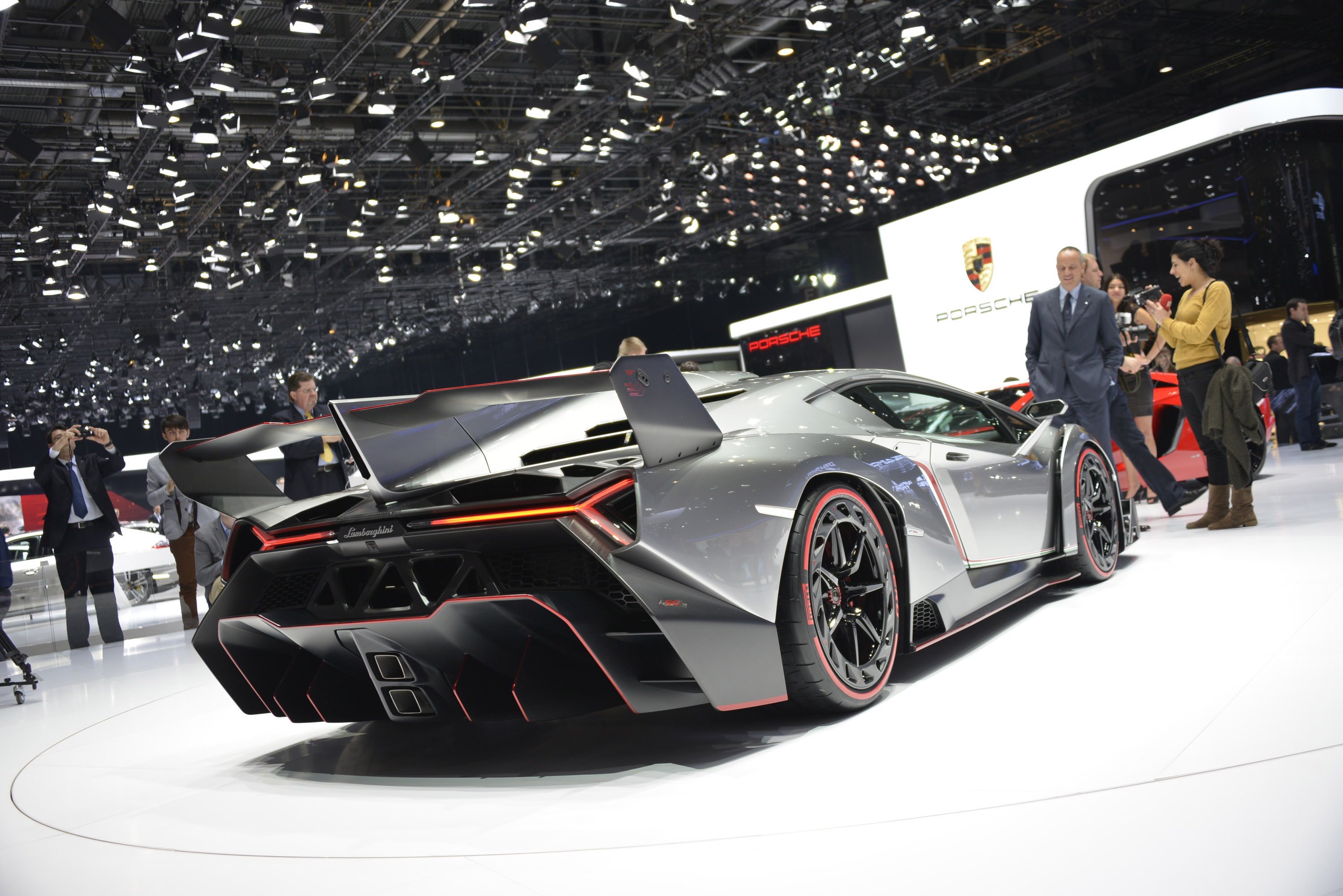 Lamborghini Veneno photo #16