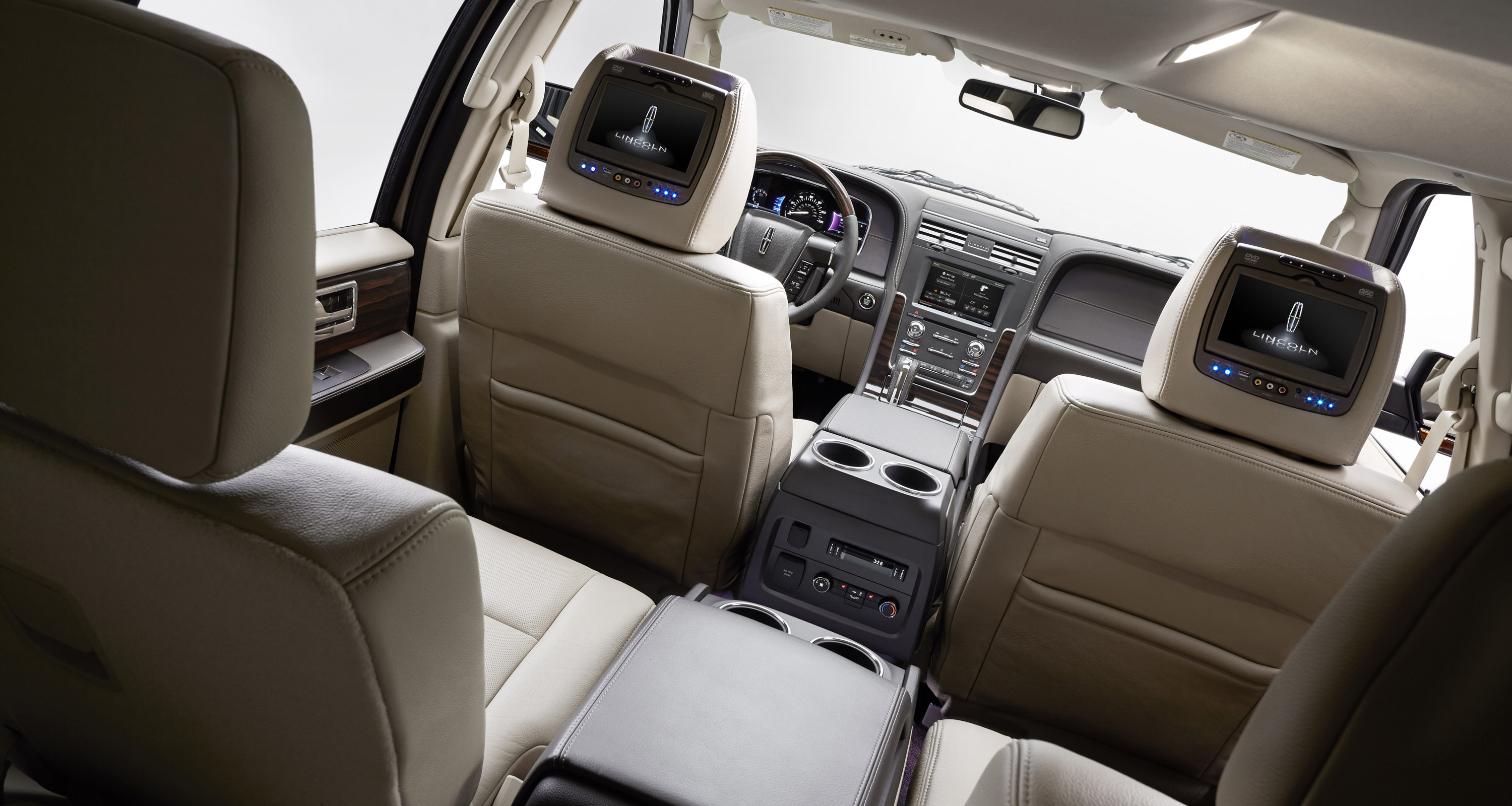 Lincoln Navigator photo #17