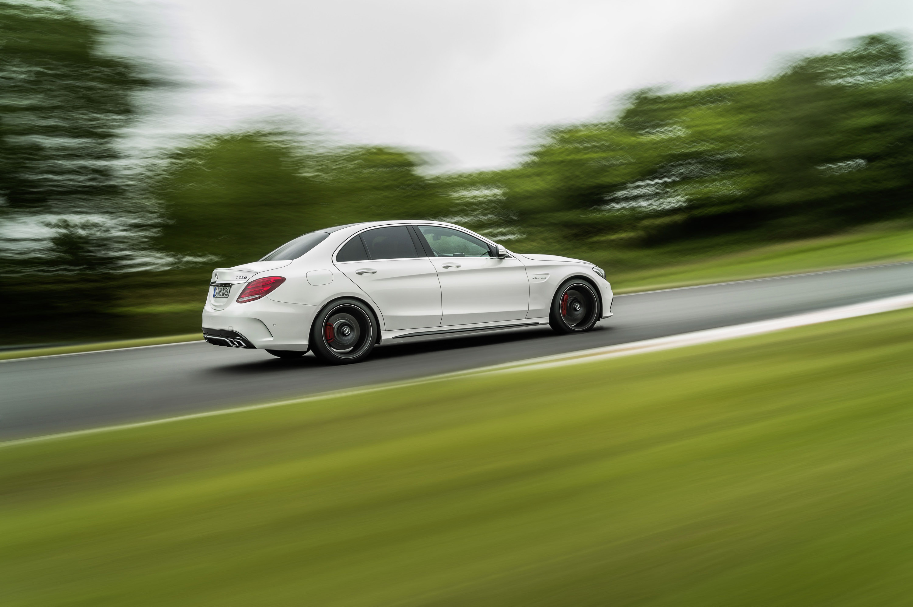 Mercedes-Benz C63 AMG photo #15