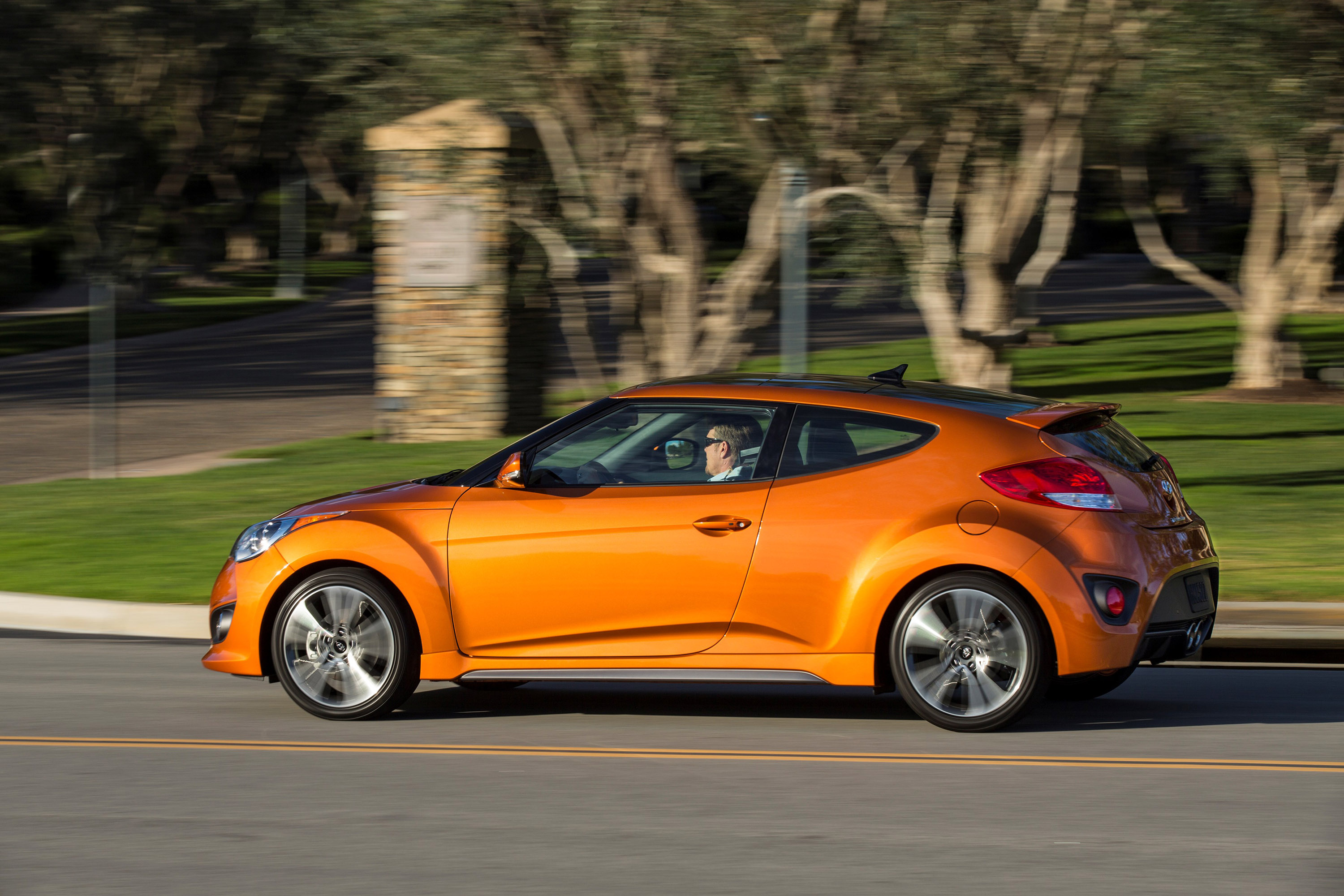 Hyundai Veloster photo #37