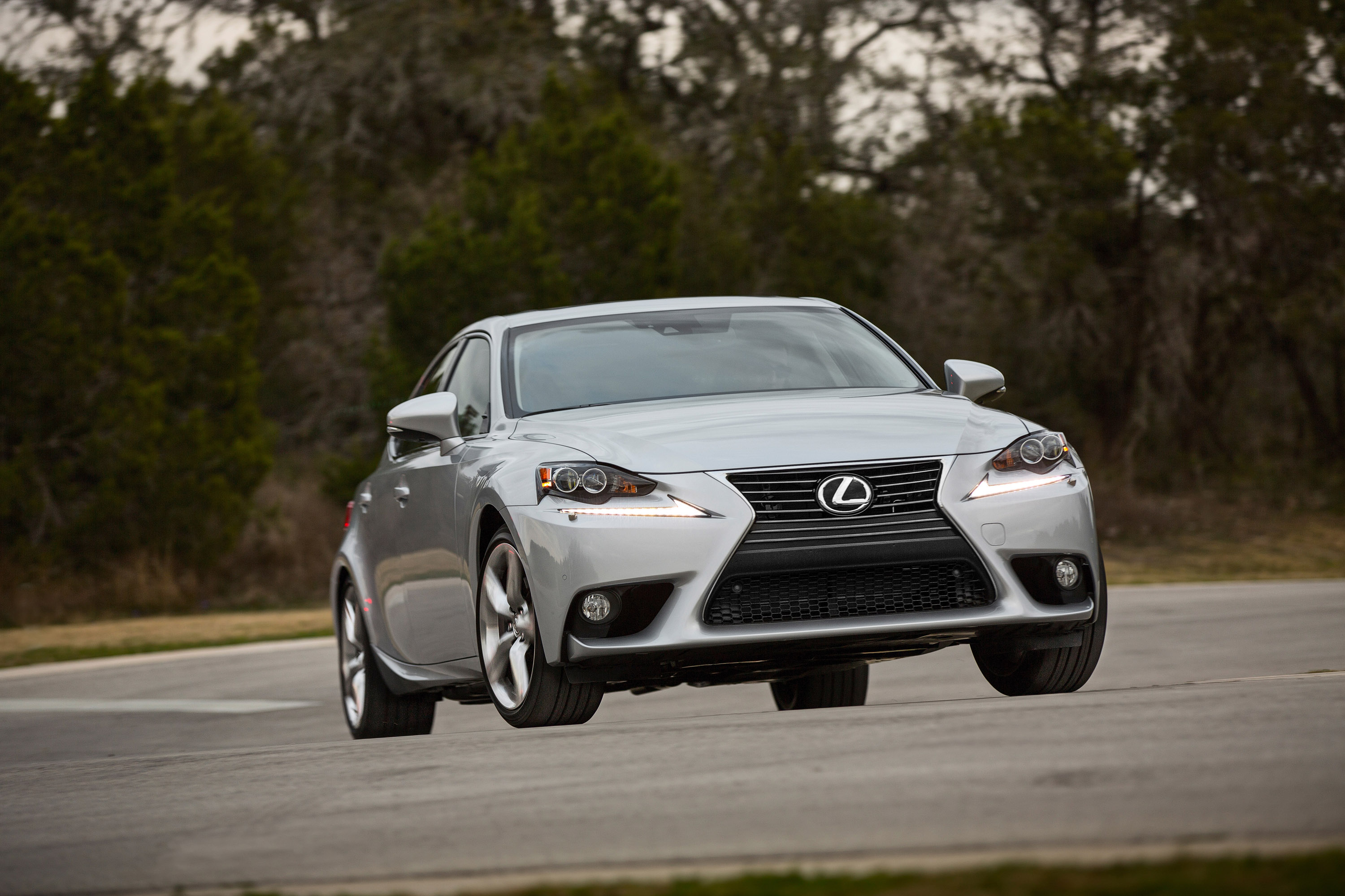 Lexus IS F-Sport photo #20