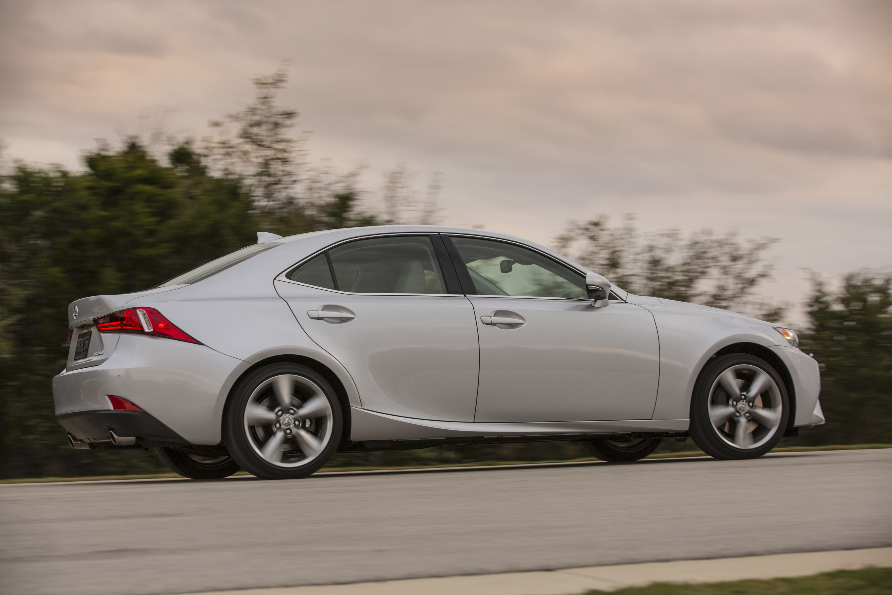 Lexus IS F-Sport photo #46