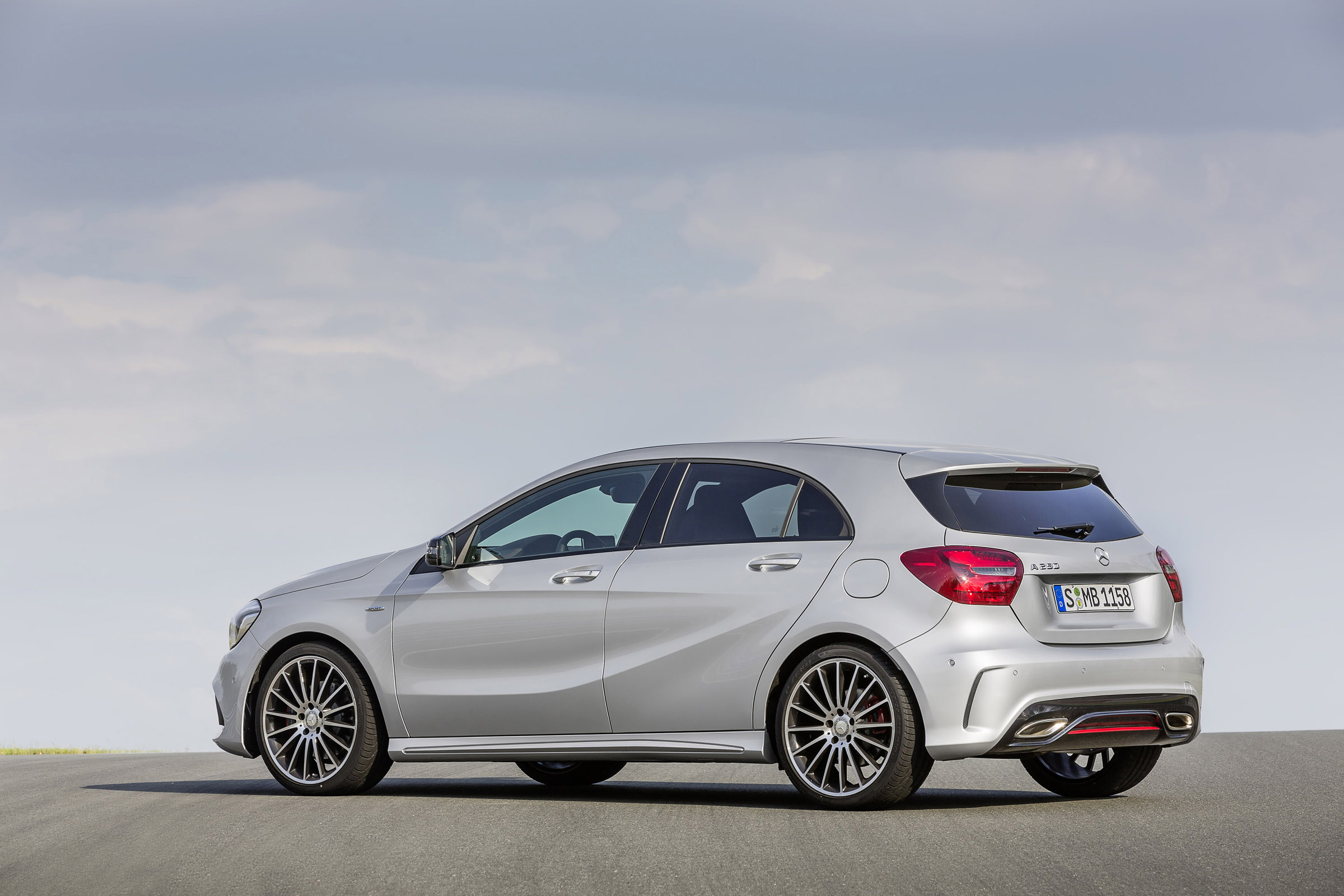 Mercedes-Benz A-Class photo #27