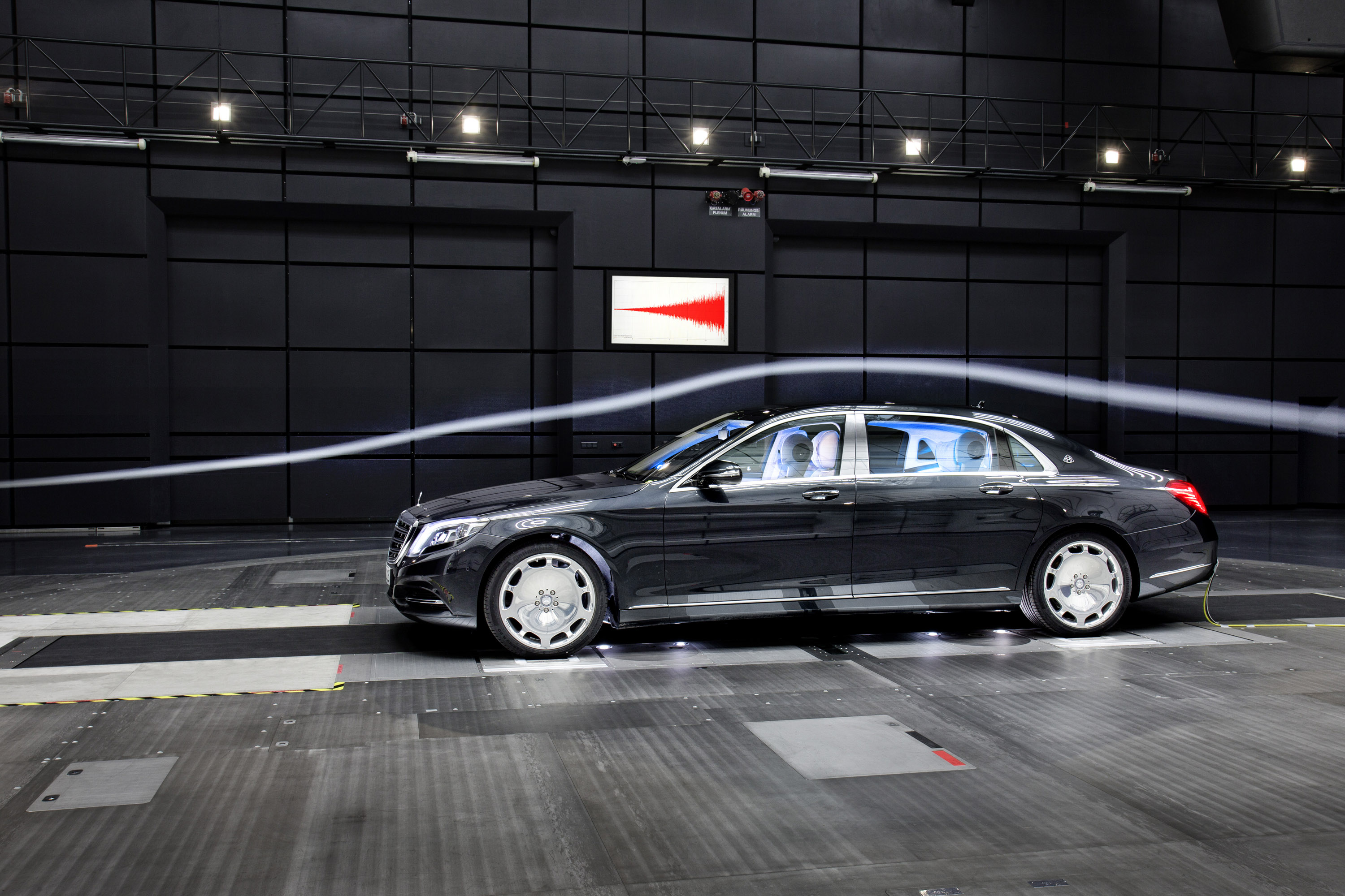 Mercedes-Benz S-Class Maybach photo #16