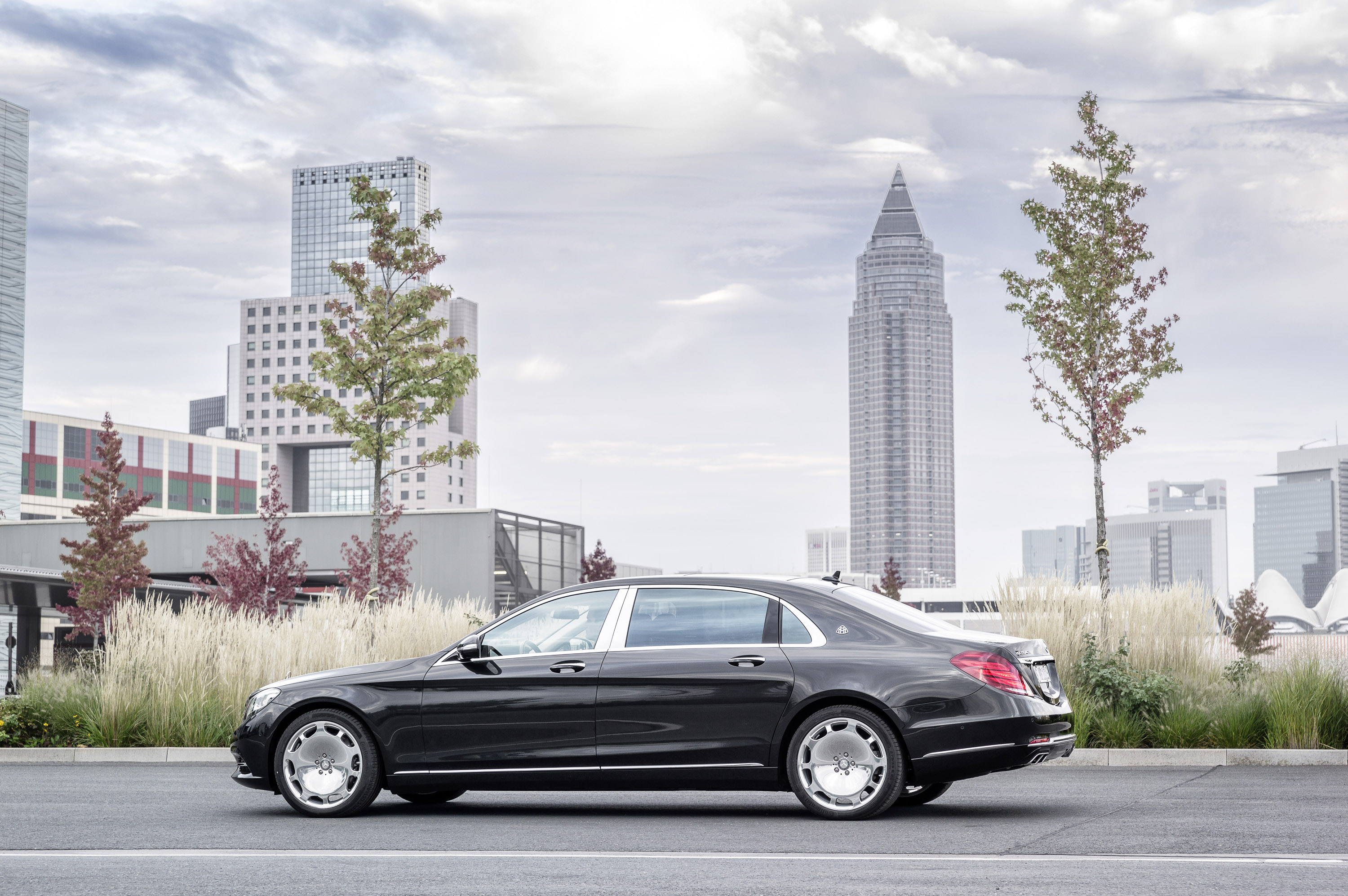 Mercedes-Benz S-Class Maybach photo #17