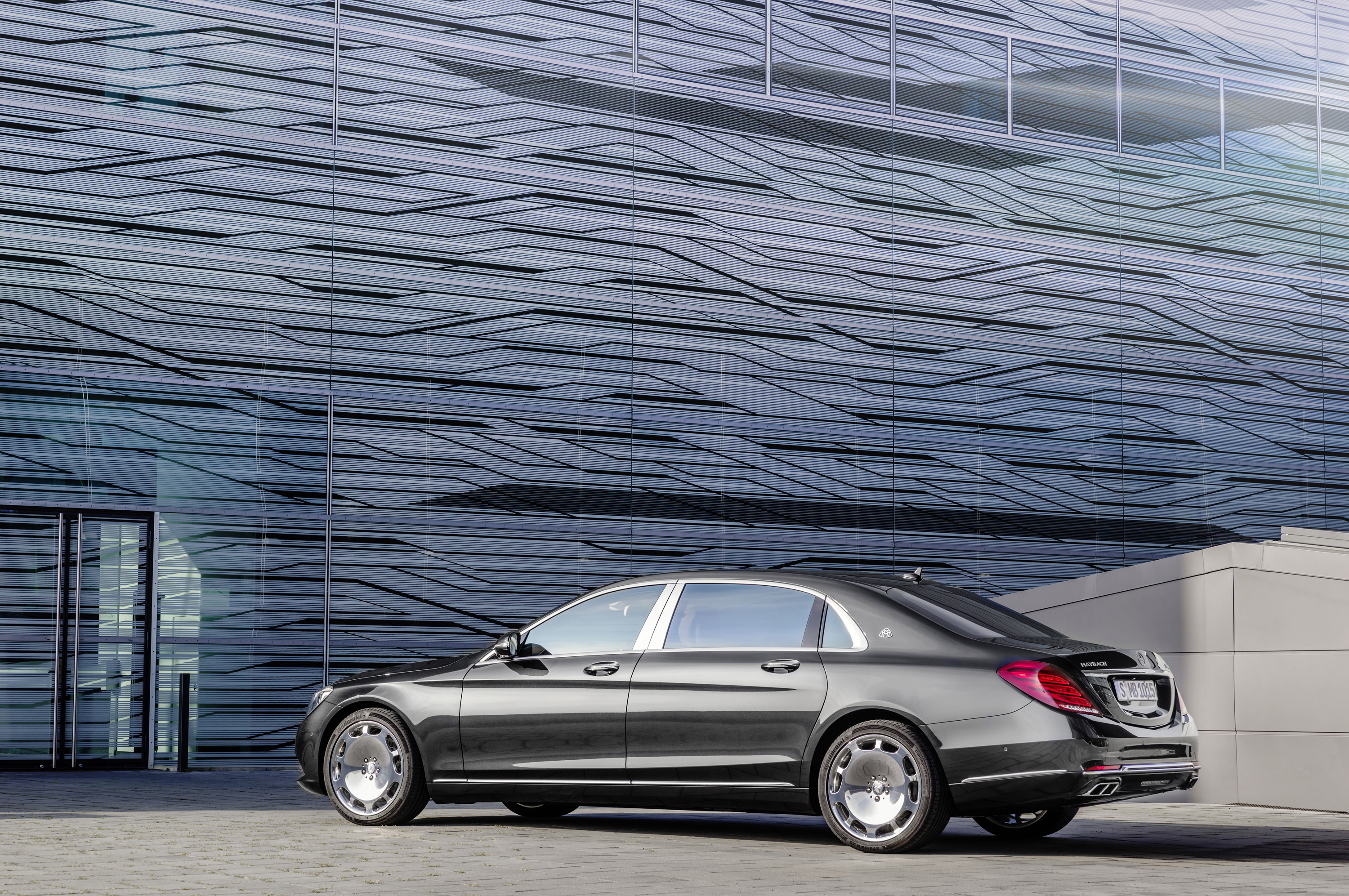 Mercedes-Benz S-Class Maybach photo #18