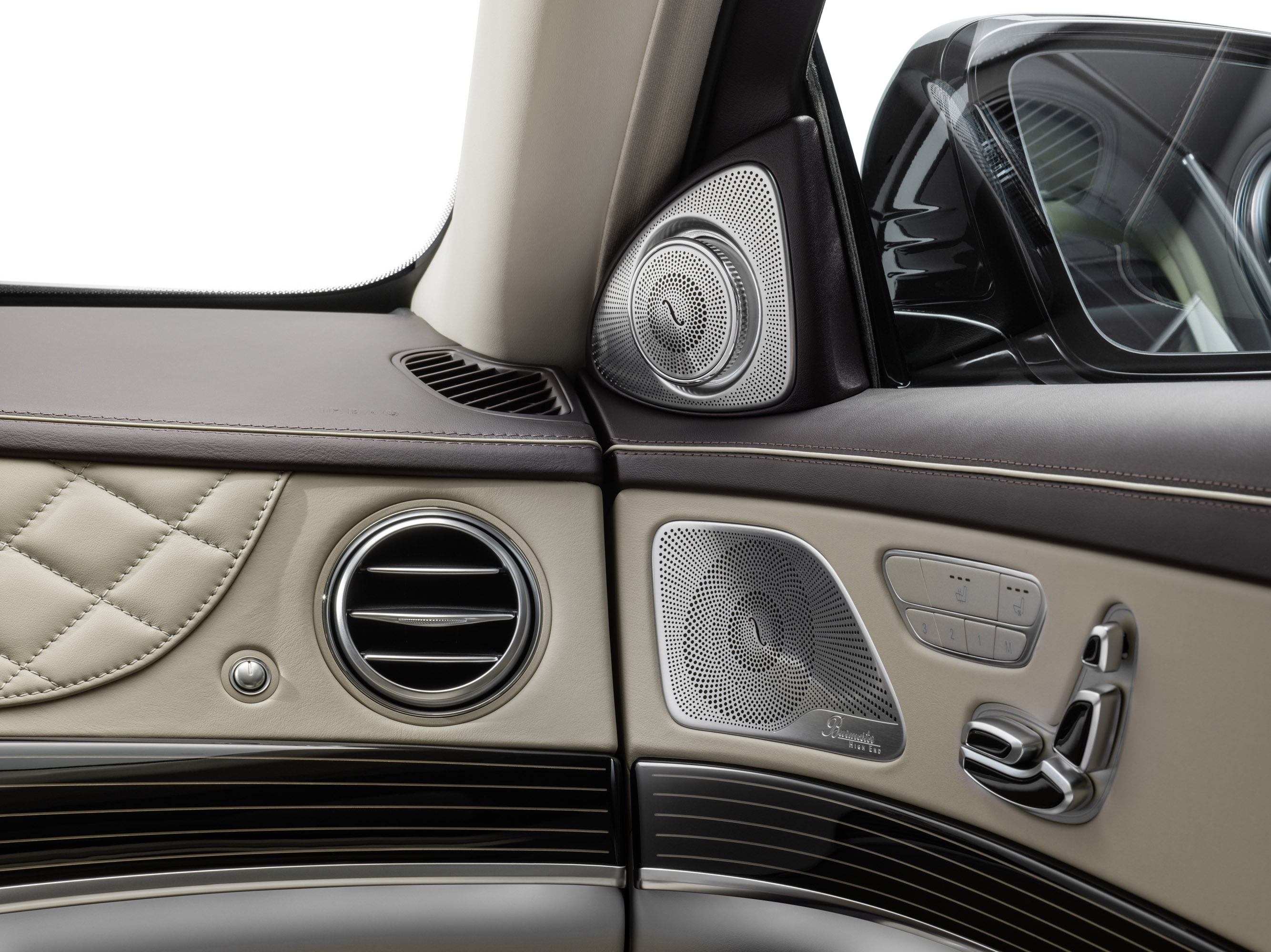 Mercedes-Benz S-Class Maybach photo #35