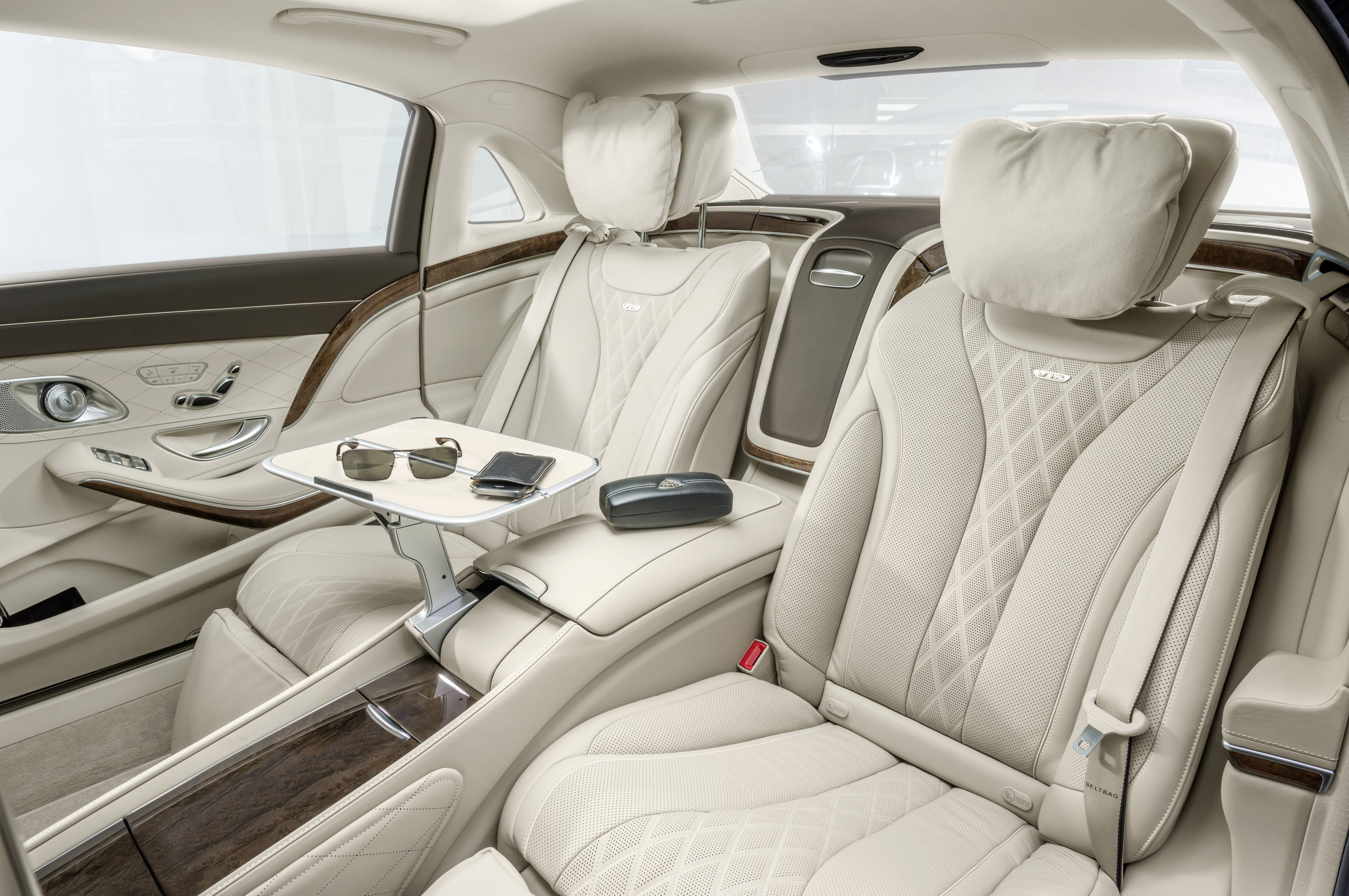 Mercedes-Benz S-Class Maybach photo #38