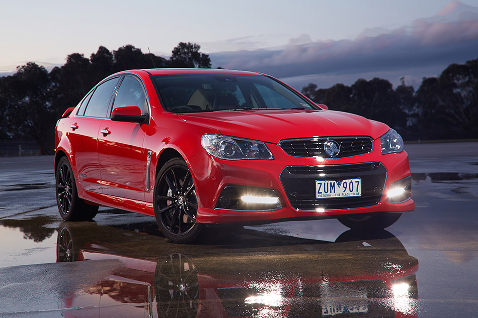 2014 Holden Vf Commodore Ss V Redline Hd Pictures Carsinvasion Com