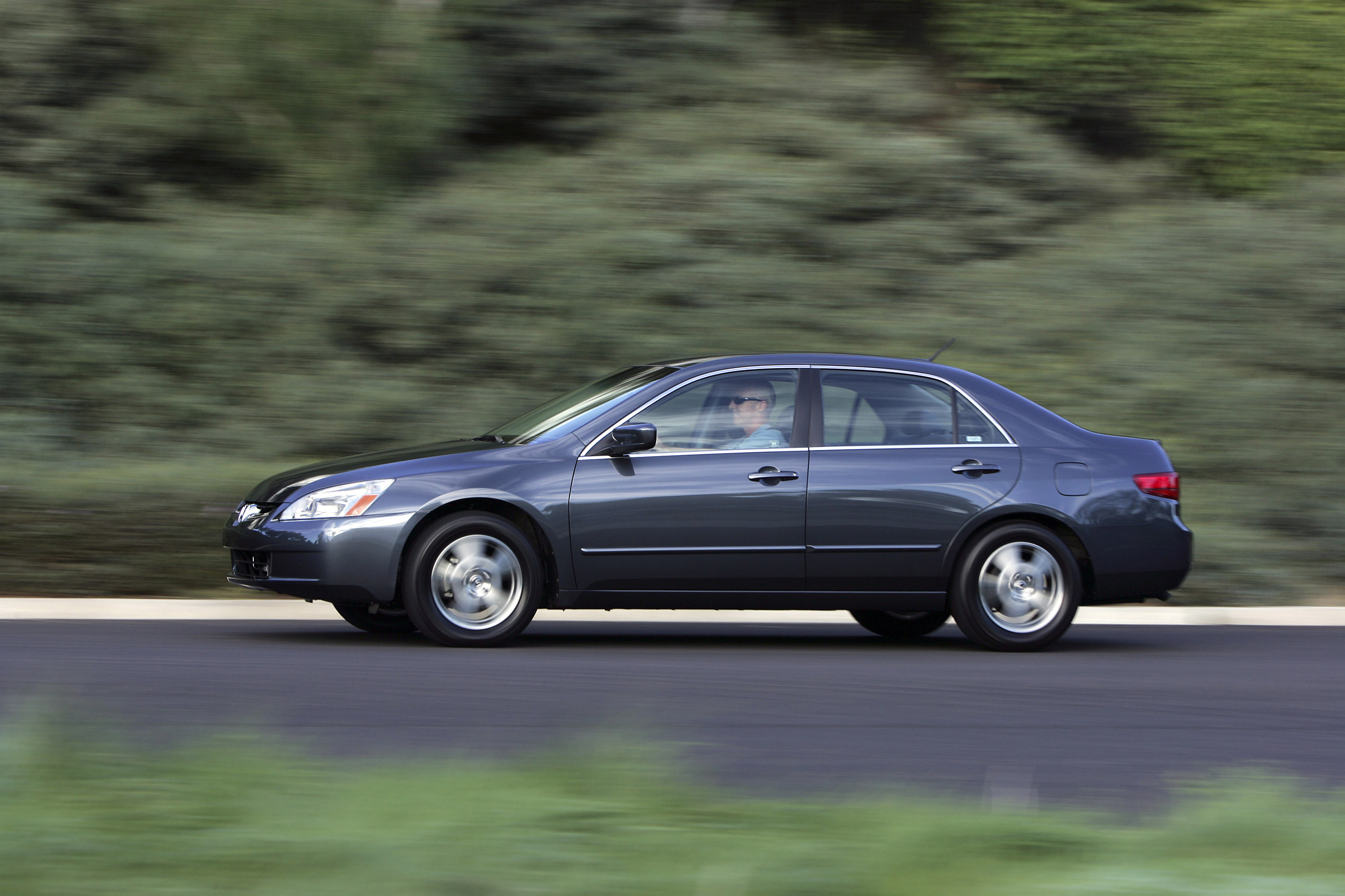 Хонда 2005 год. Honda Accord 2005. Honda Hybrid Accord 2005. Машина Honda Accord 2005. Honda Accord 2005 универсал.