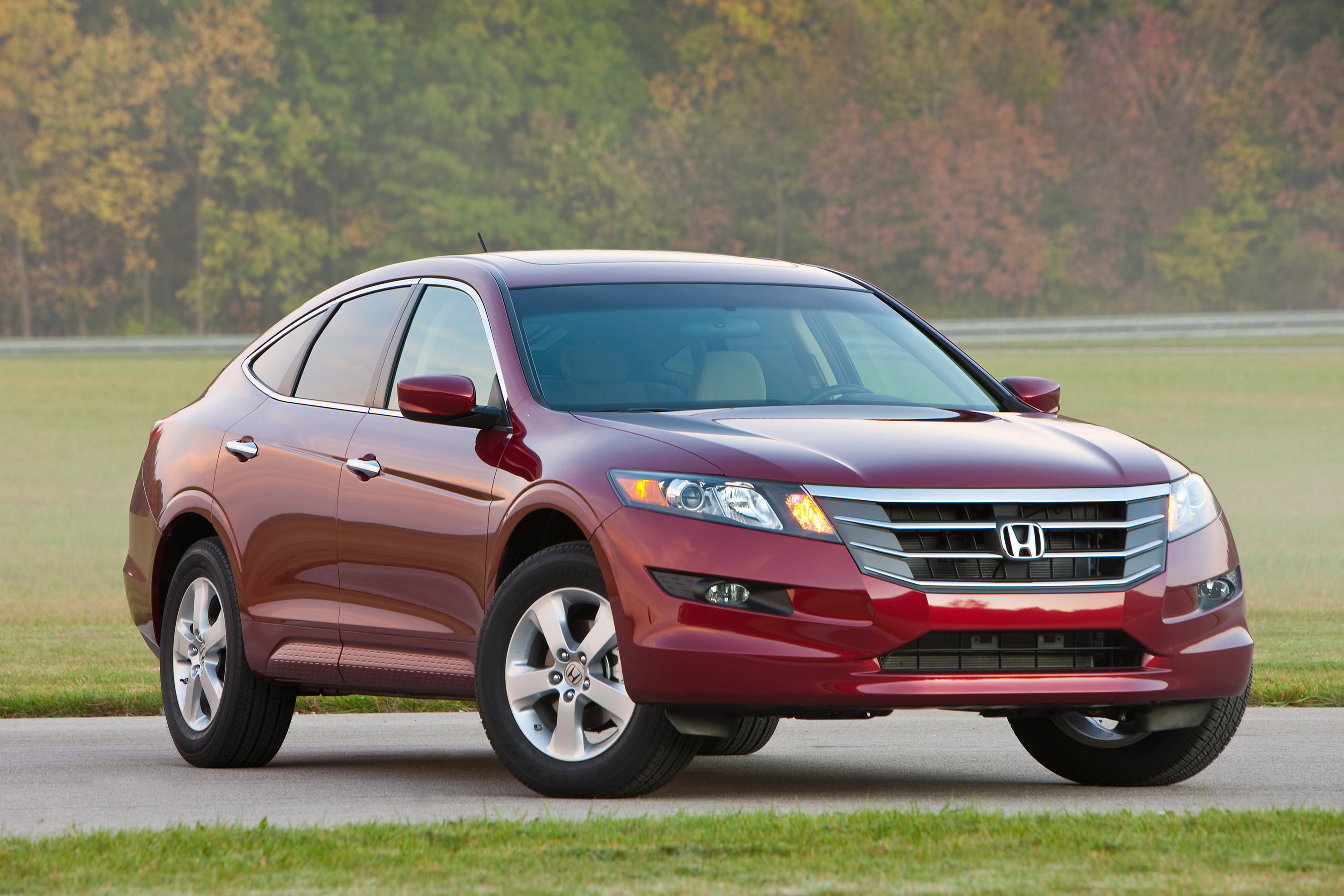 Машина хонда. Honda Accord Crosstour 2010. Honda Accord Crosstour 2011. Хонда Кросстур 2010. Honda Crosstour 2018.