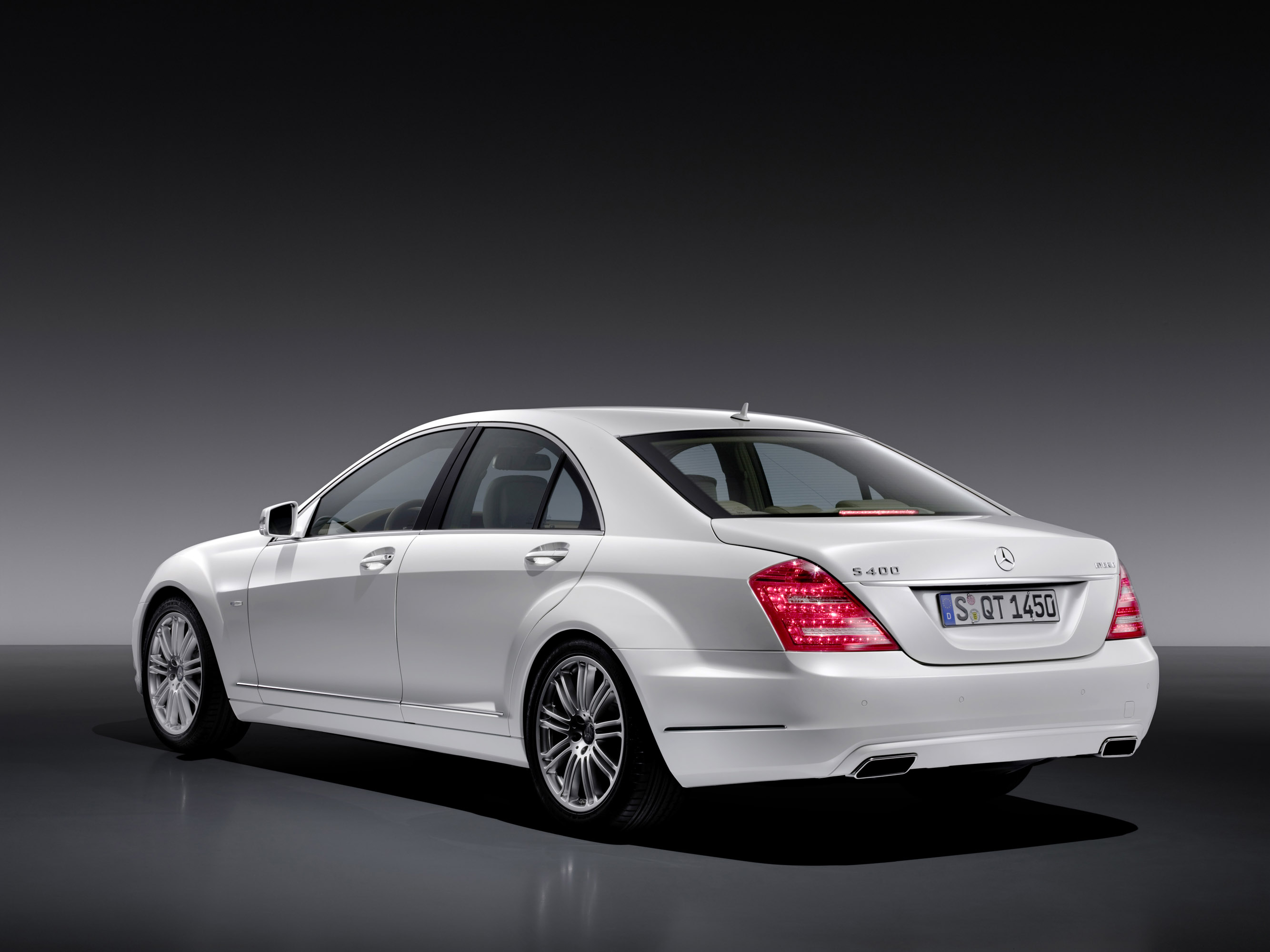 Mercedes benz w221. Mercedes w221 s400 Hybrid. Mercedes-Benz s-класс w221. Мерседес s класс w221. Mercedes Benz w221 Maybach.