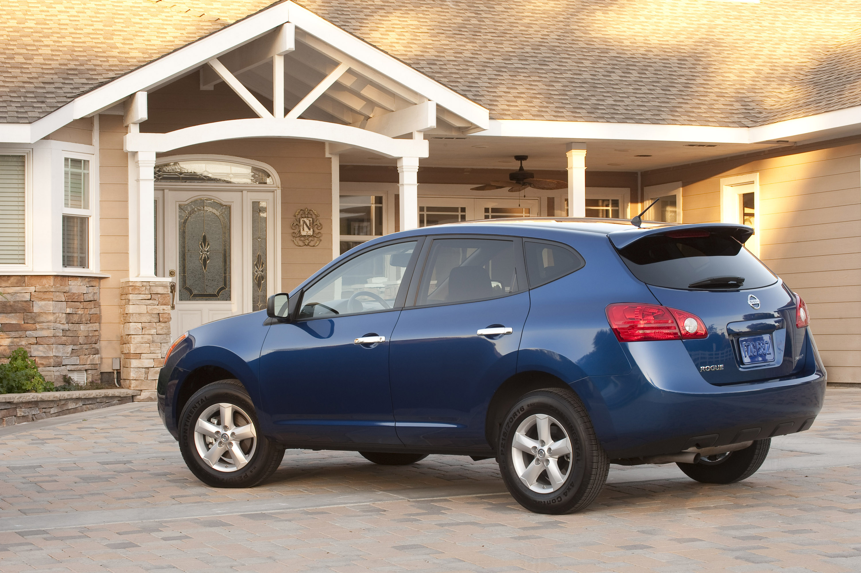 Nissan Rogue 2010