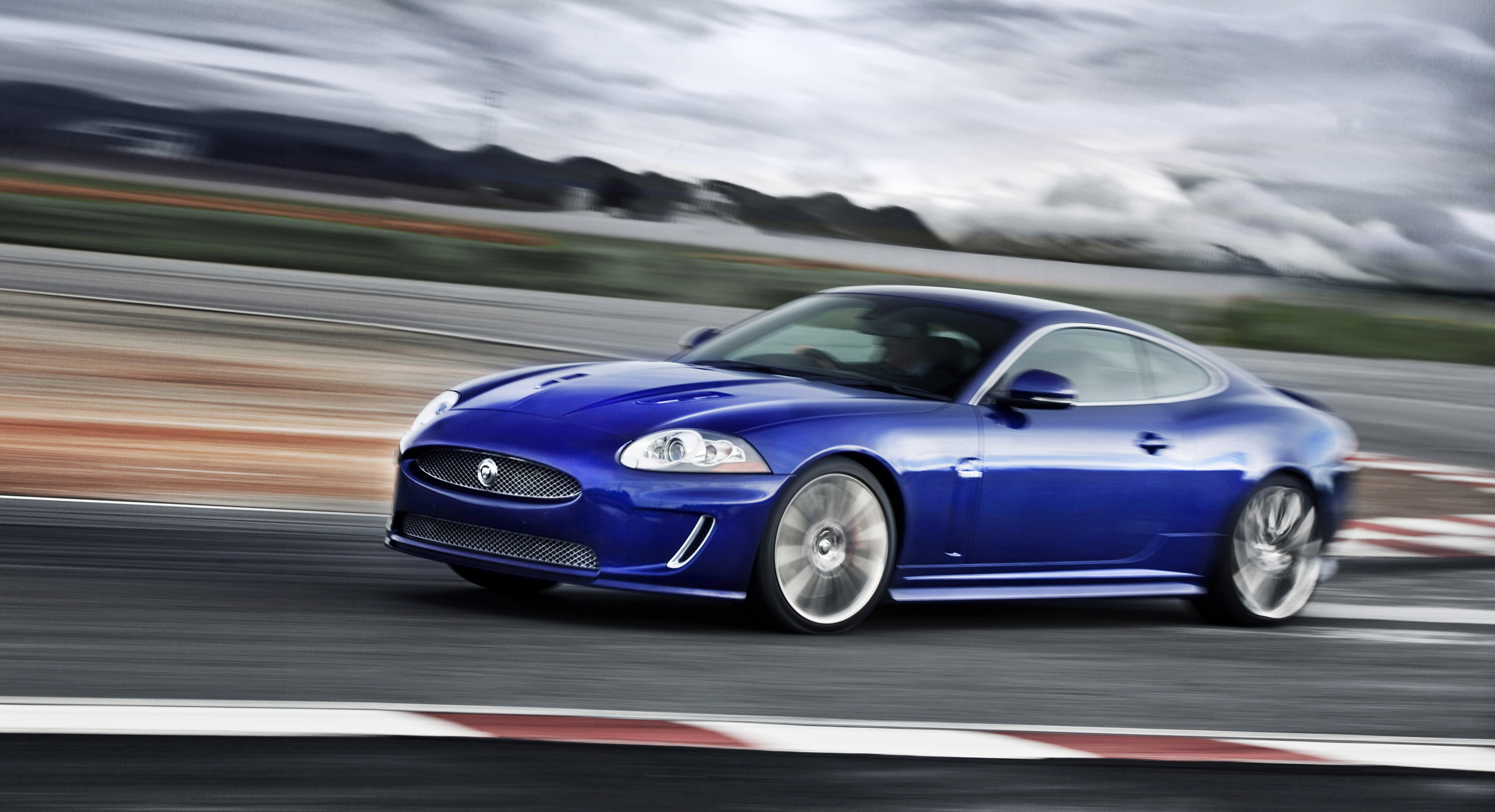 Jaguar XK Coupe 2011