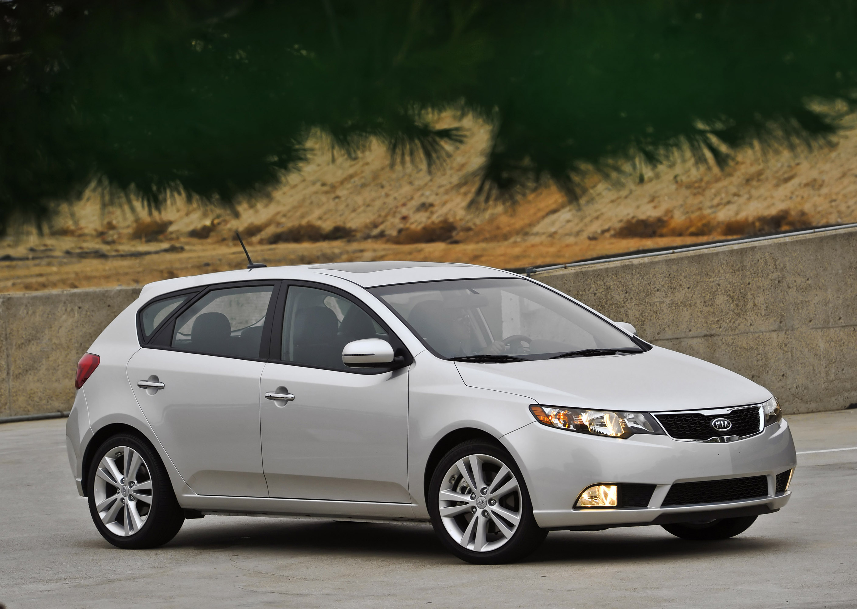 Кии 2012. Kia Forte. Kia Forte 2011. Киа форте 2012. Kia Forte 1.