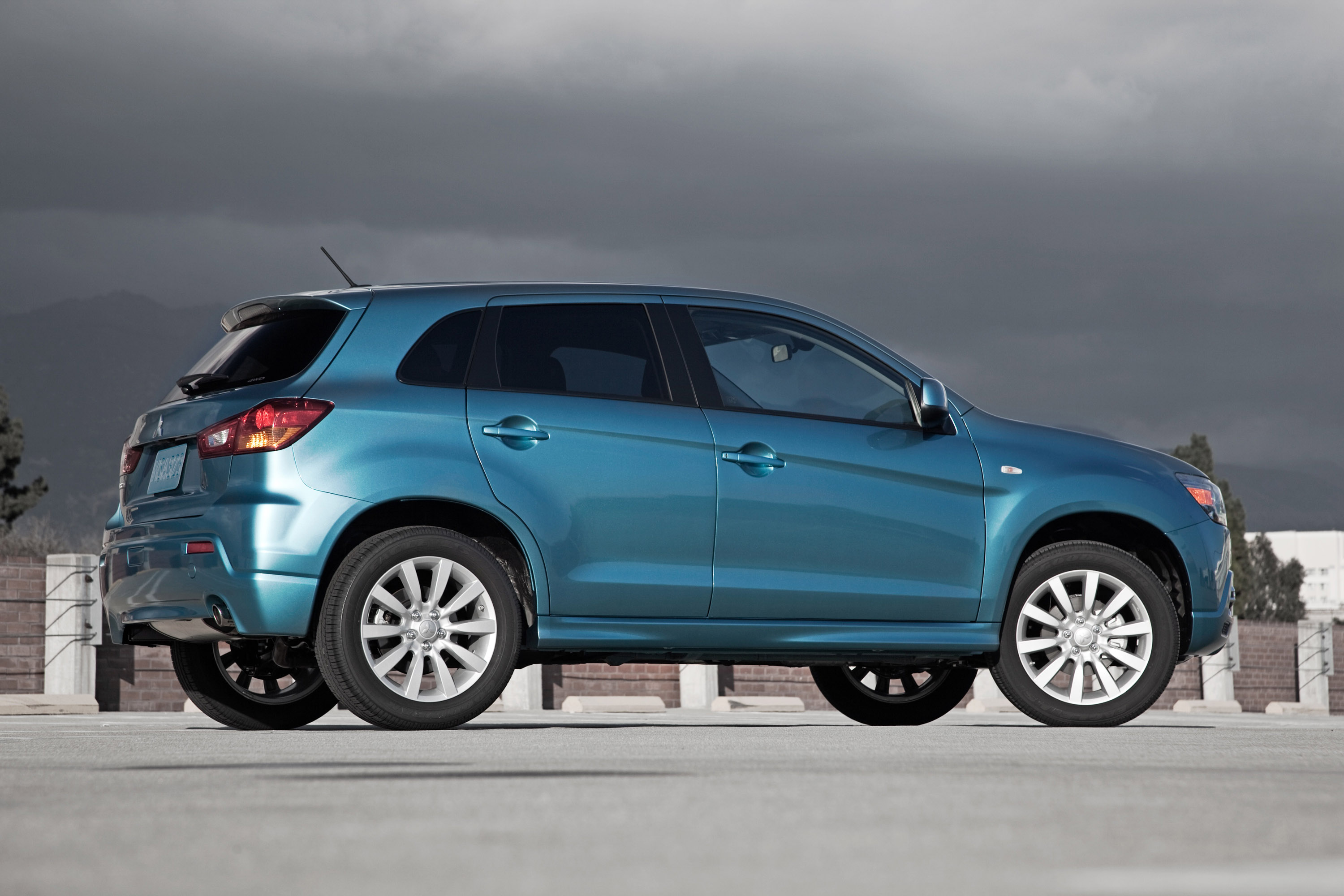 Mitsubishi outlander sport