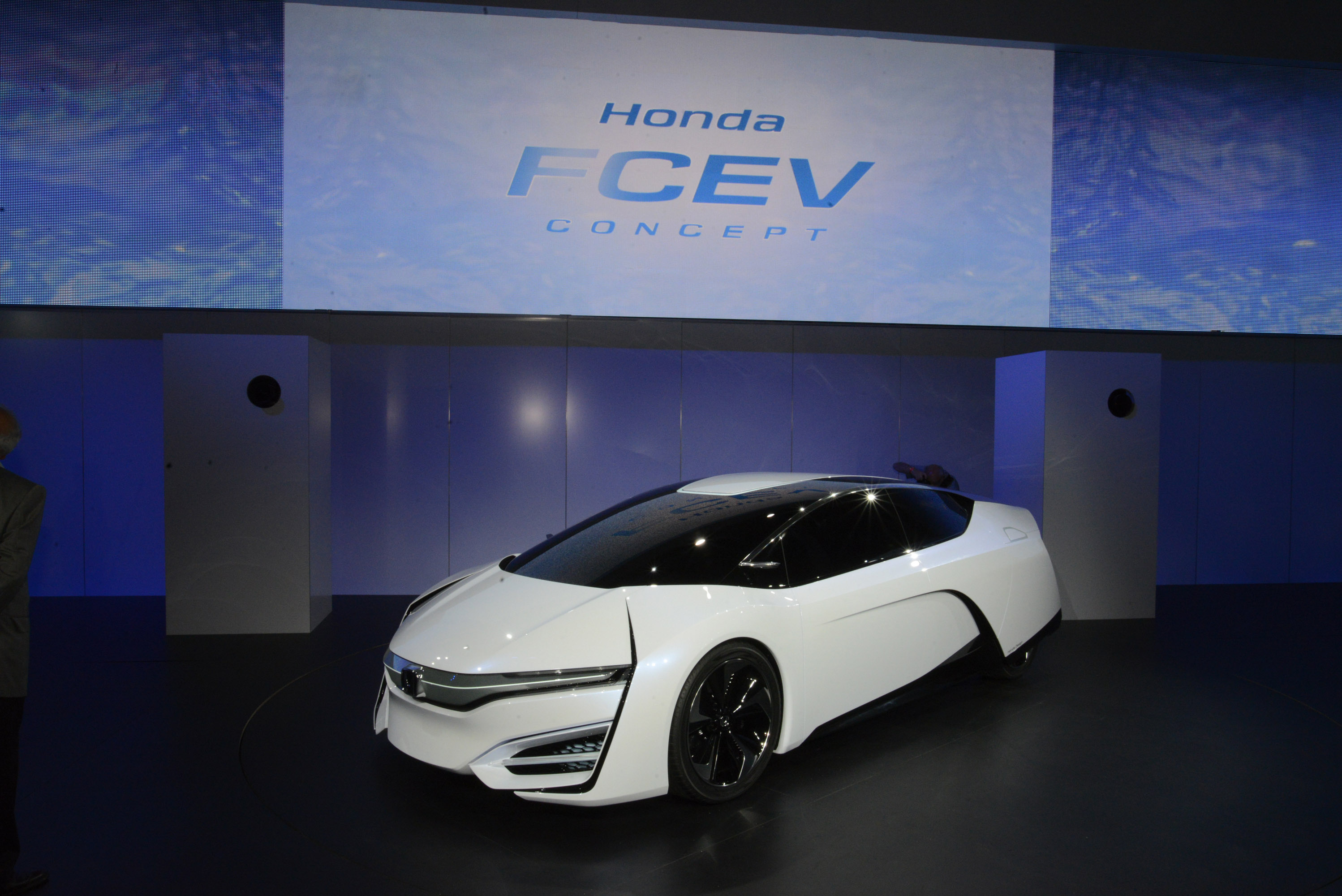 Honda FCX Concept