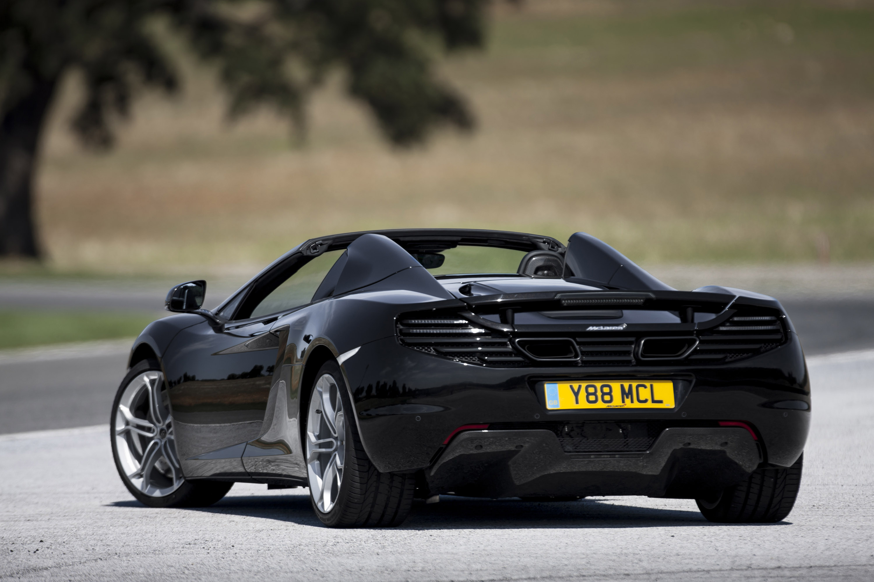 MCLAREN mp4 12c ночью