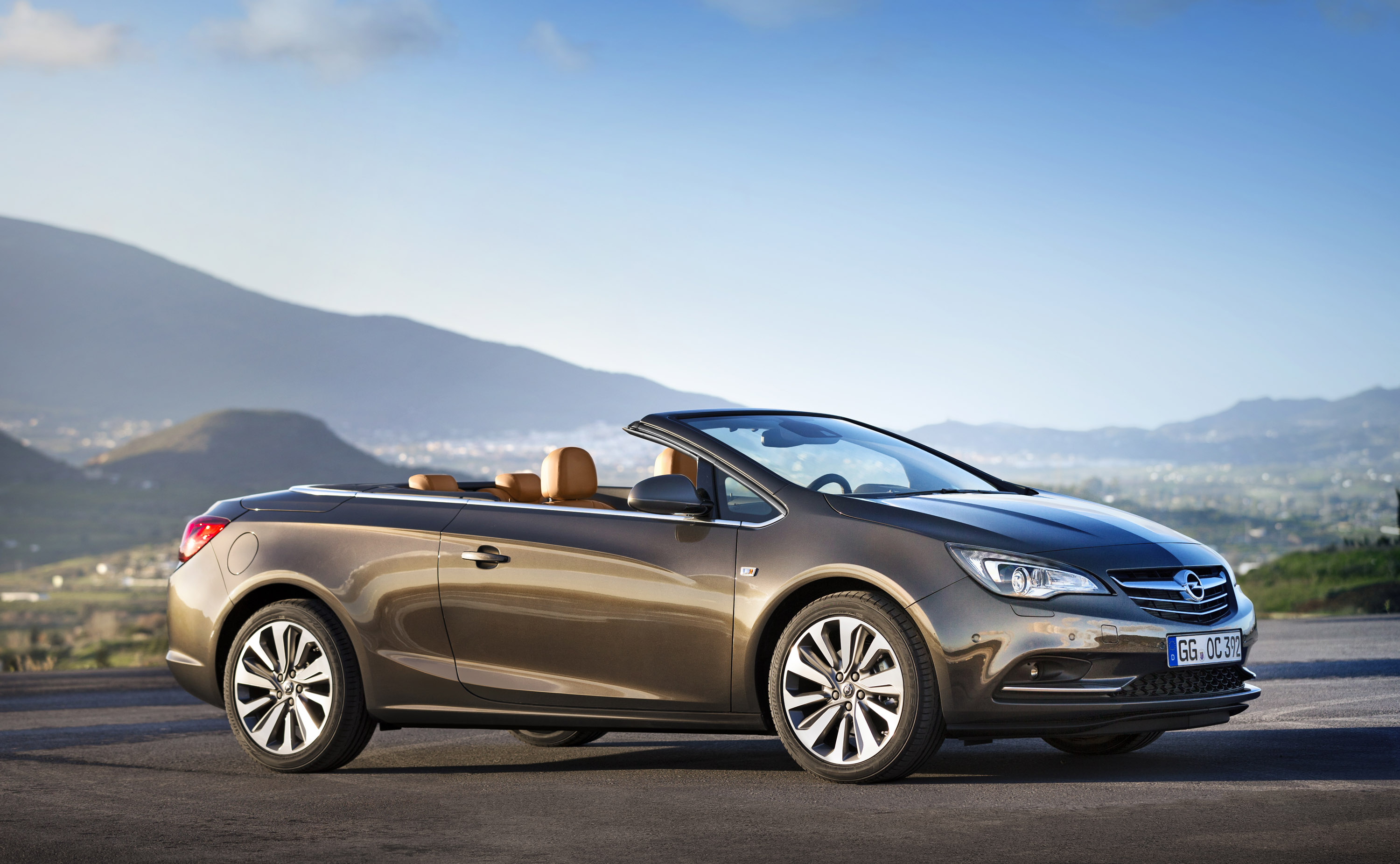 Opel Cascada кабриолет