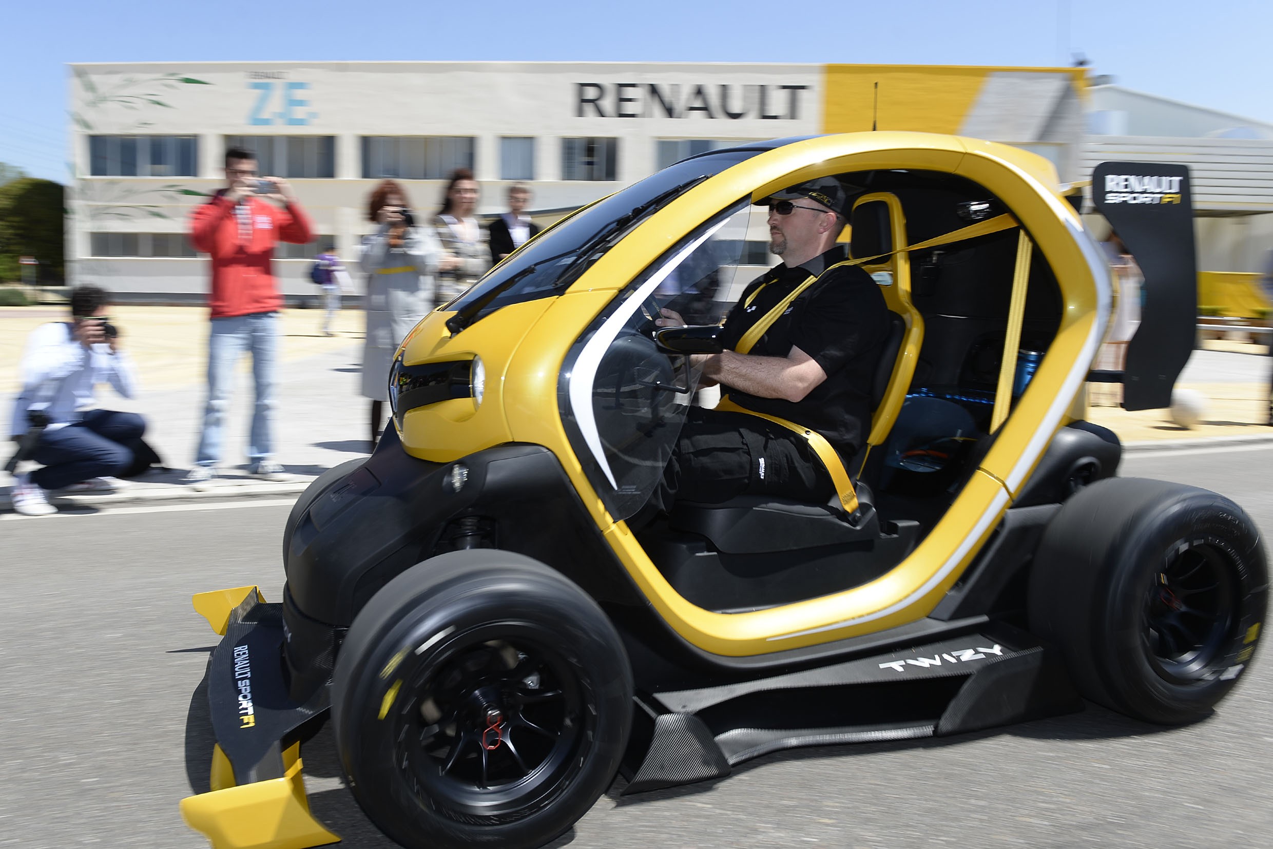 Электрокар Renault Twizy 8kw Cargo