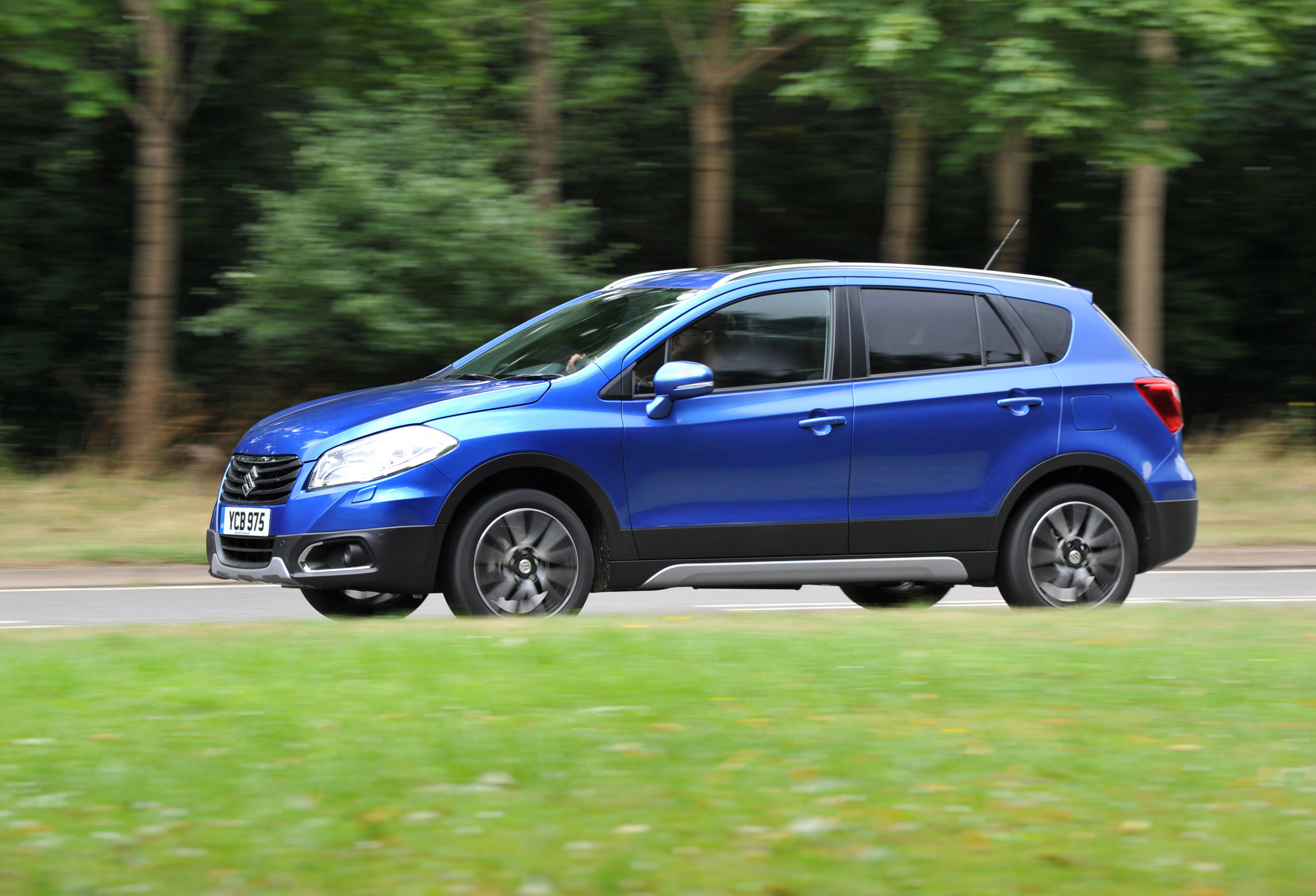 Suzuki sx4 cross. Suzuki sx4 s-Cross 2013. Сузуки sx4 2014. Suzuki sx4 Cross 2014. Сузуки сх4 s-Cross 2014.