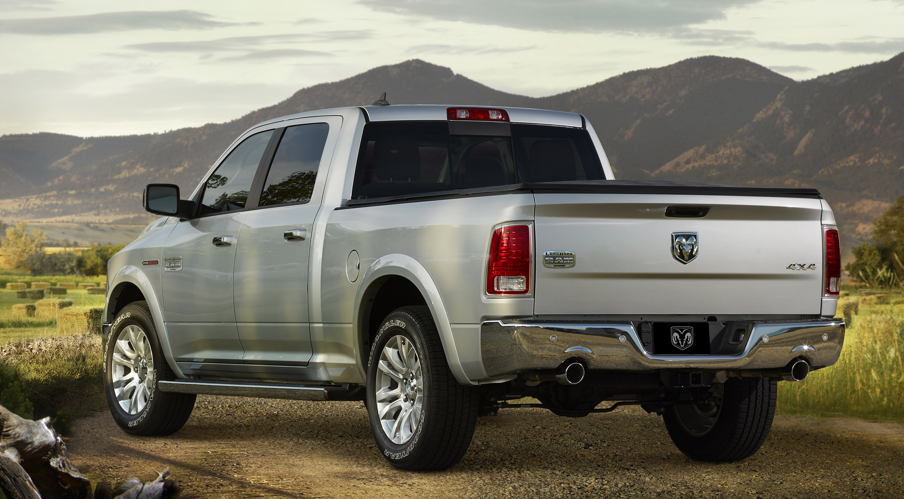 2015 Dodge Ram 1500 Laramie Longhorn EcoDiesel - HD Pictures ...