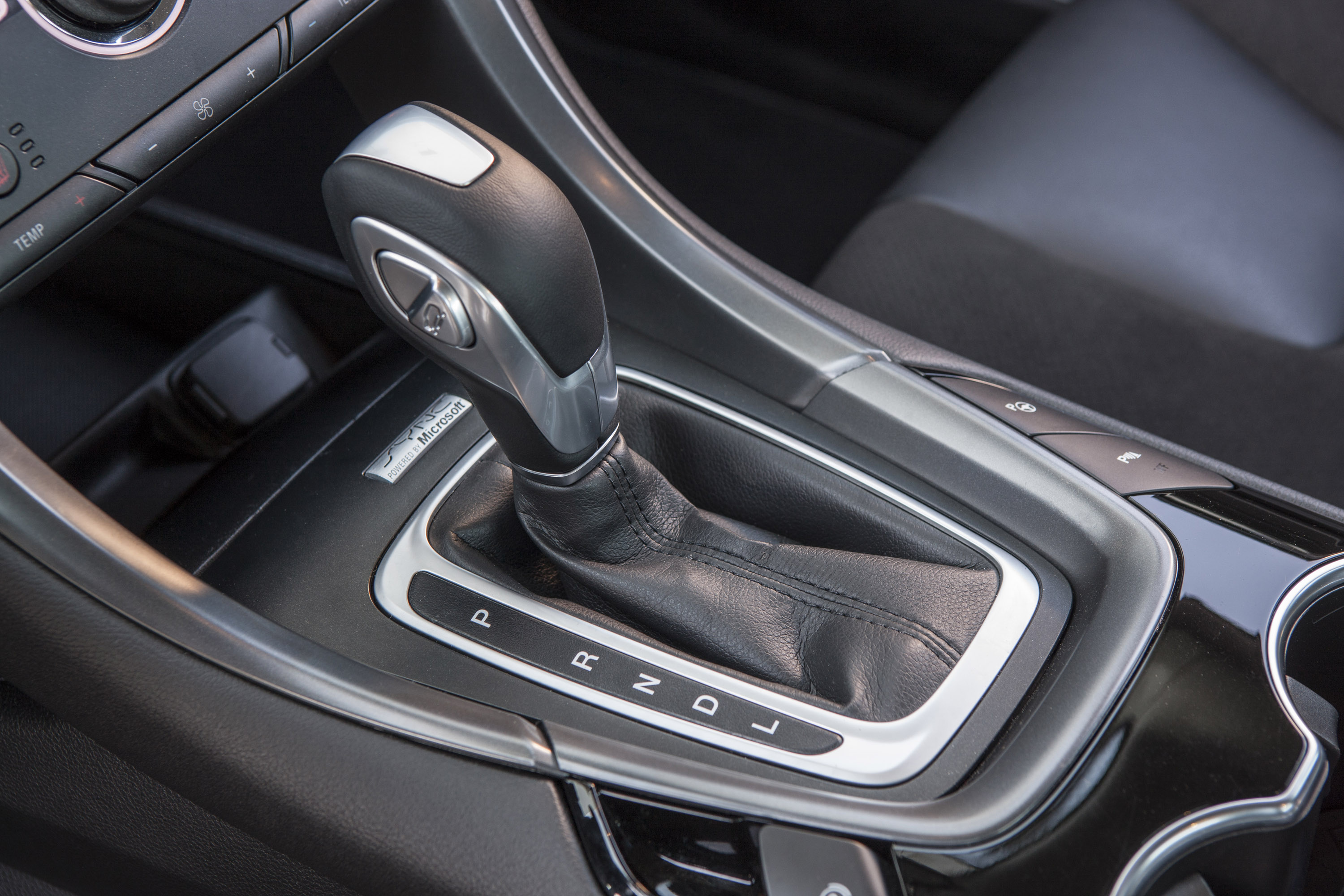 Форд мондео переключение передач. Коробка Форд Мондео 4 POWERSHIFT. Форд Мондео 2015 года АКПП. POWERSHIFT Mondeo 5. Ford Mondeo 4 Hybrid коробка.
