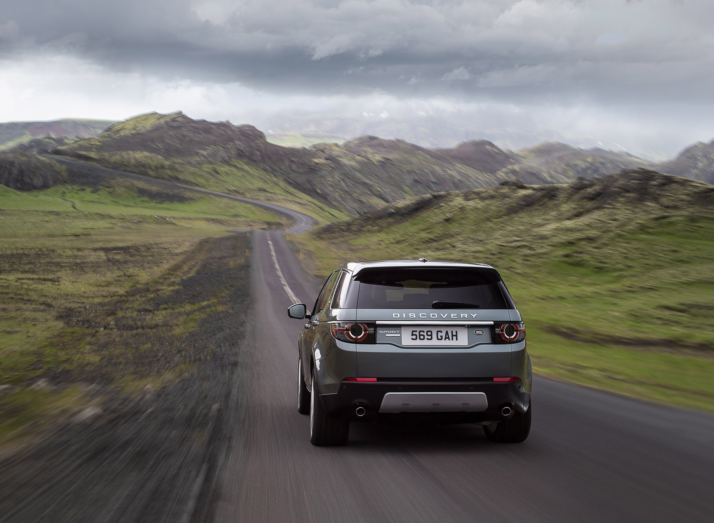 Rover discovery sport. Ленд Ровер Дискавери 2015. Ленд Ровер Дискавери спорт. Ленд Ровер Дискавери спорт 2015. Land Rover Discovery Sport 2014.