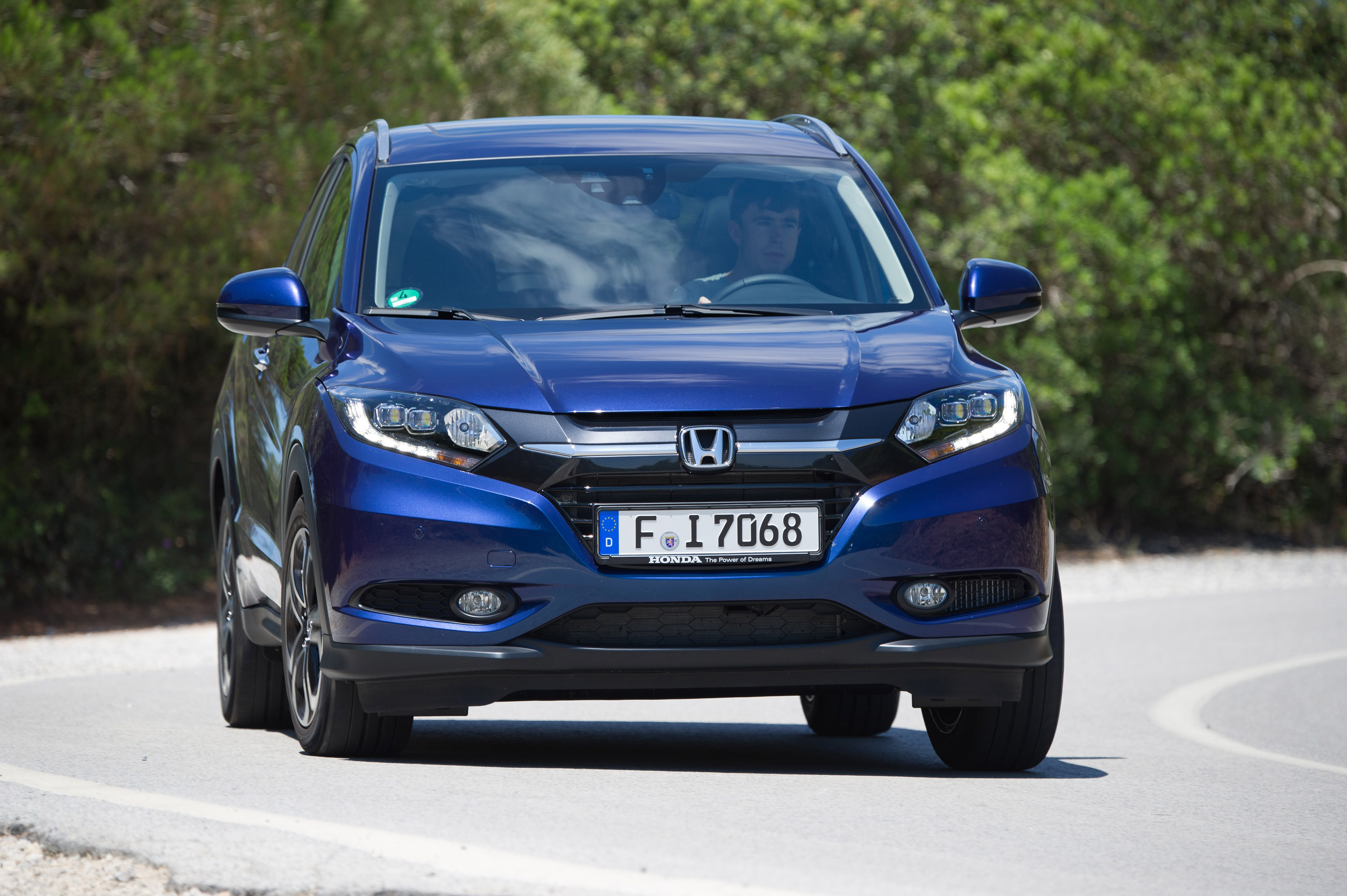 Хонда hr. Хонда HR V 2015. Honda HR-V II (2015-Н.В.). Honda HR V 2015-2016. Honda HR-V 2012.