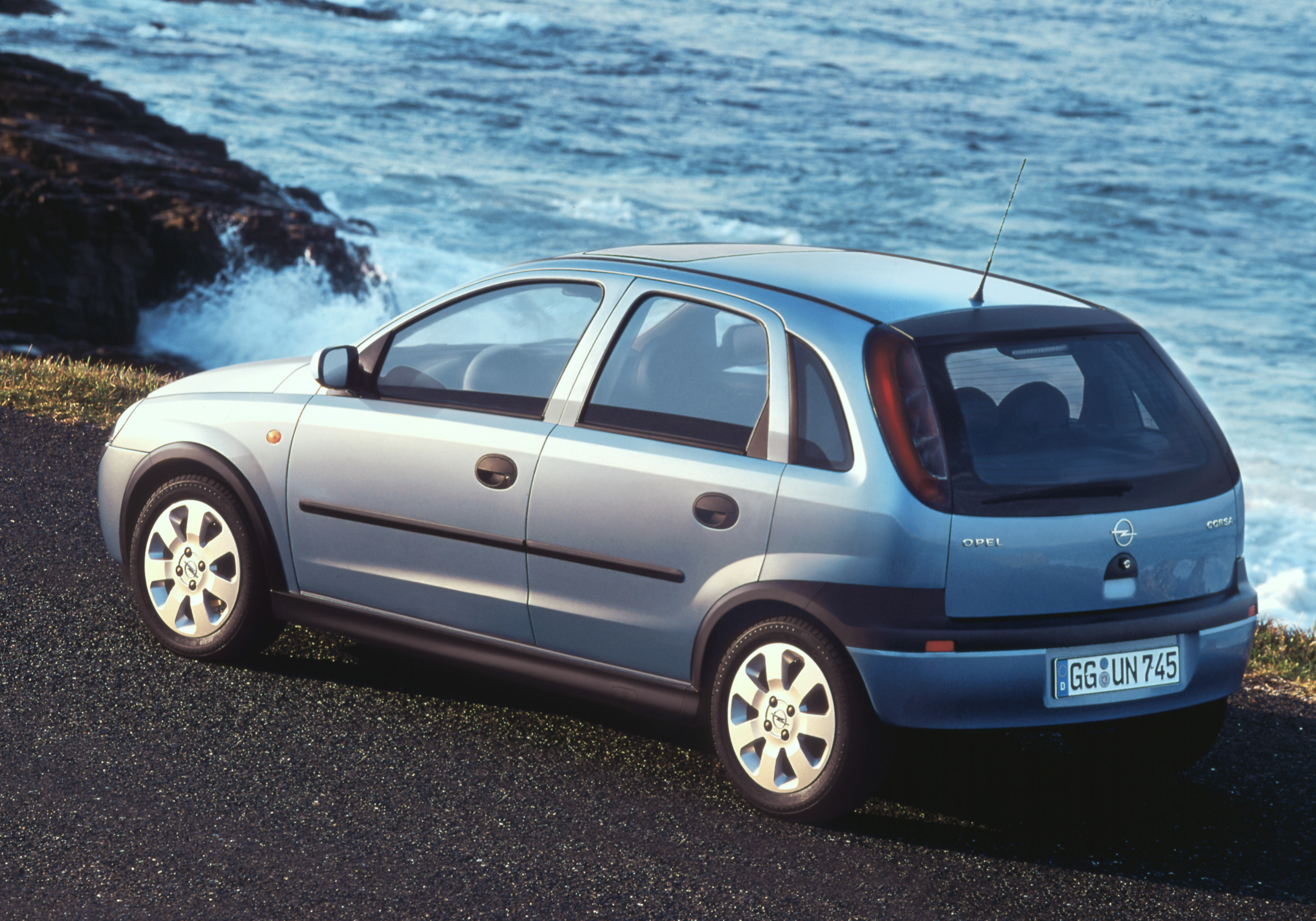 opel corsa 2003