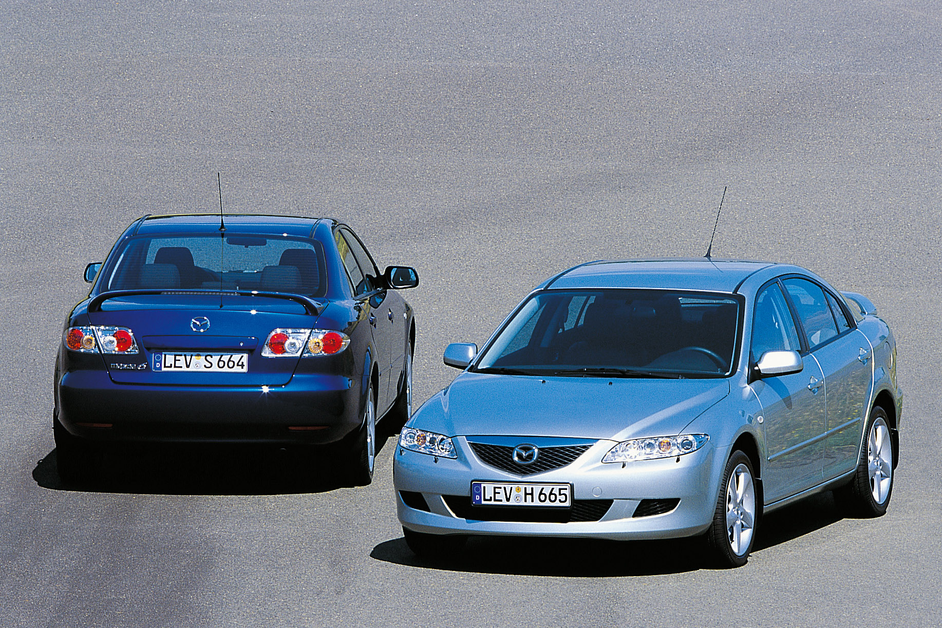 1.6 старая. Mazda 6 2002. Mazda 6 2002 хэтчбек. Мазда седан 2002. Mazda 6 седан 2002.