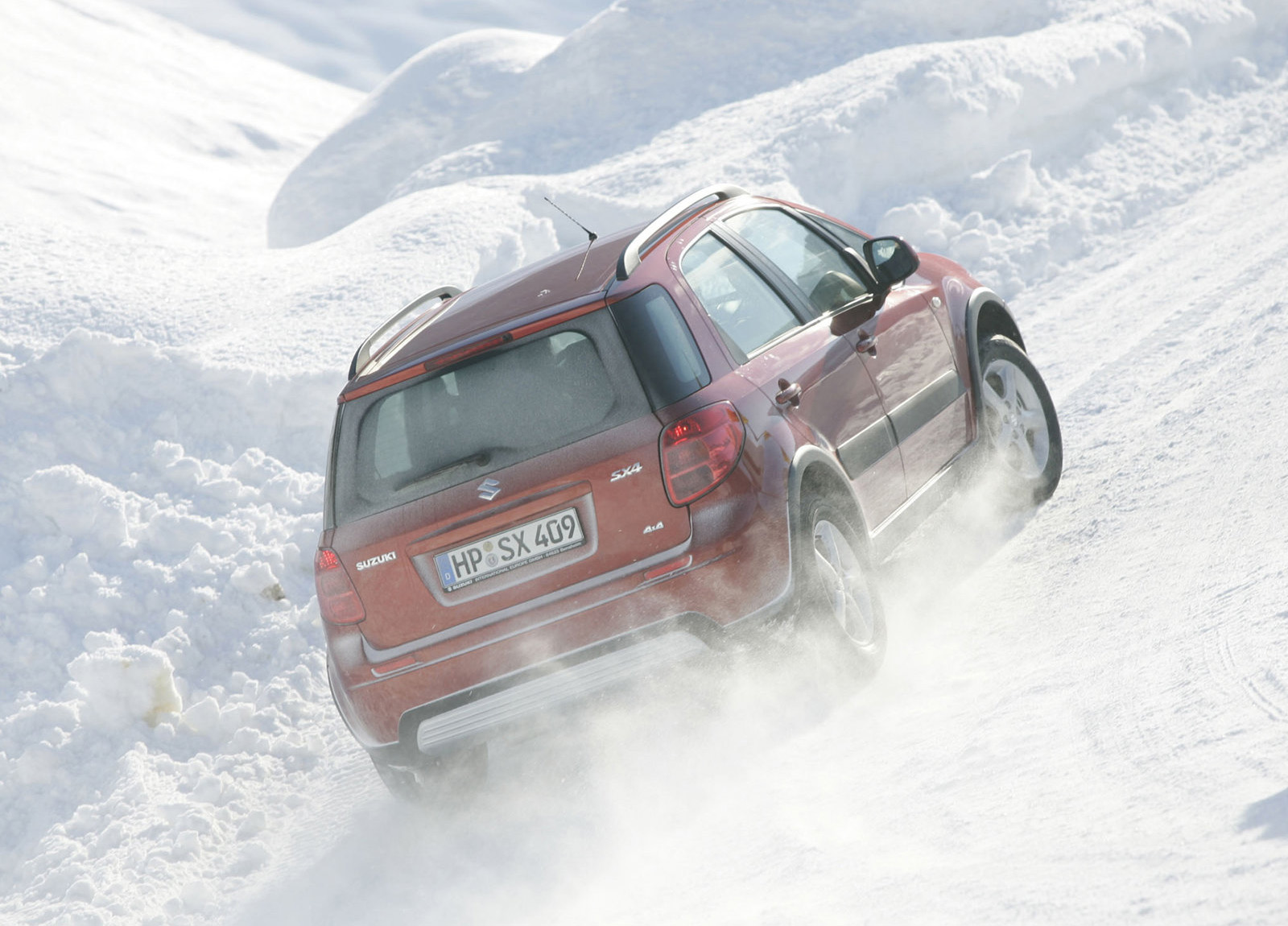 Покол. Сузуки sx4 2021 в снегу. Зимняя Сузуки. Сузуки зимой. Сузуки сх4 в снегу.