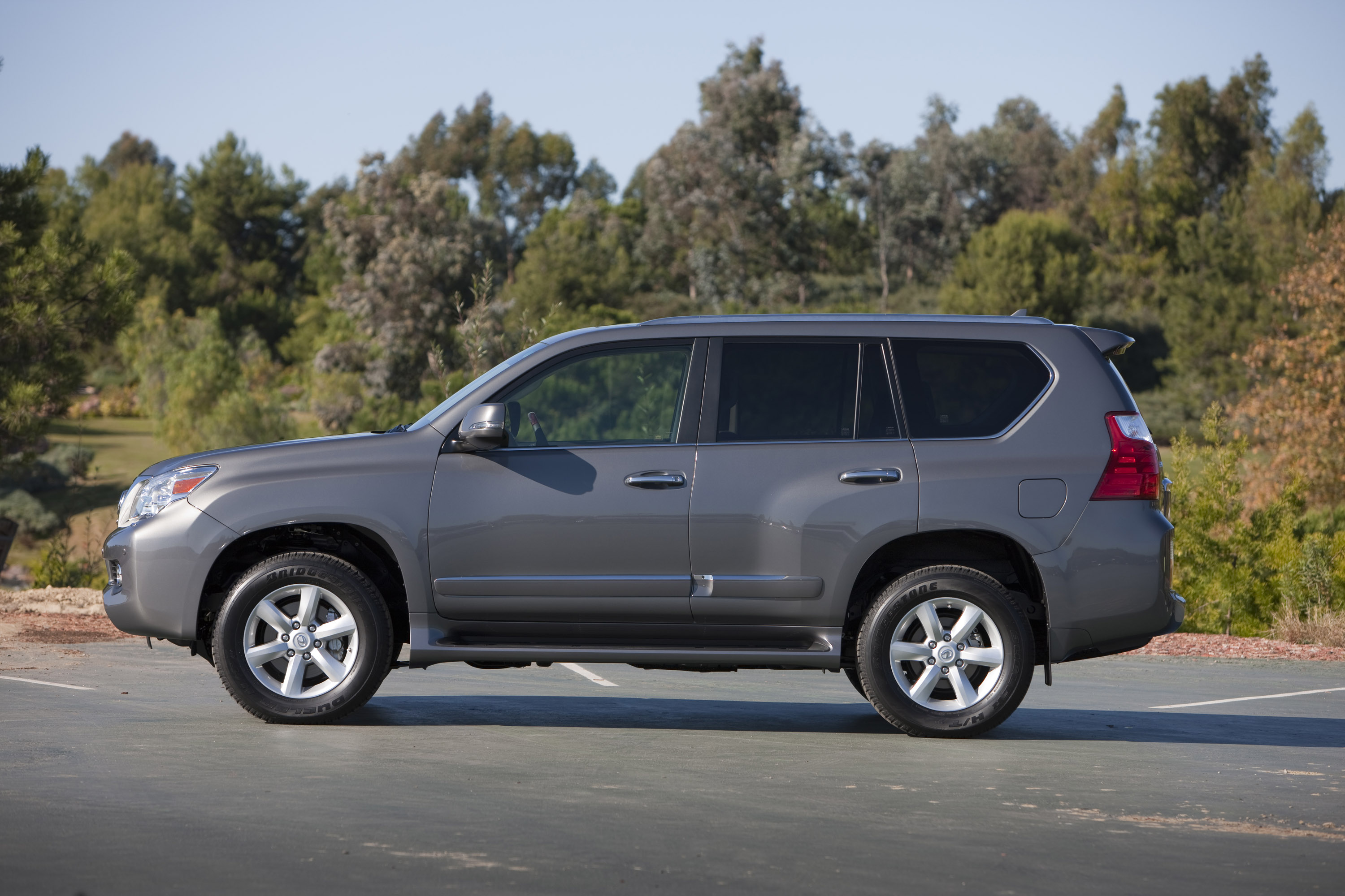 Lexus gx 460. Лексус gx460 2010. Лексус ЖХ 460. Lexus gx460 серый. Lexus GX 460 2010-2013.