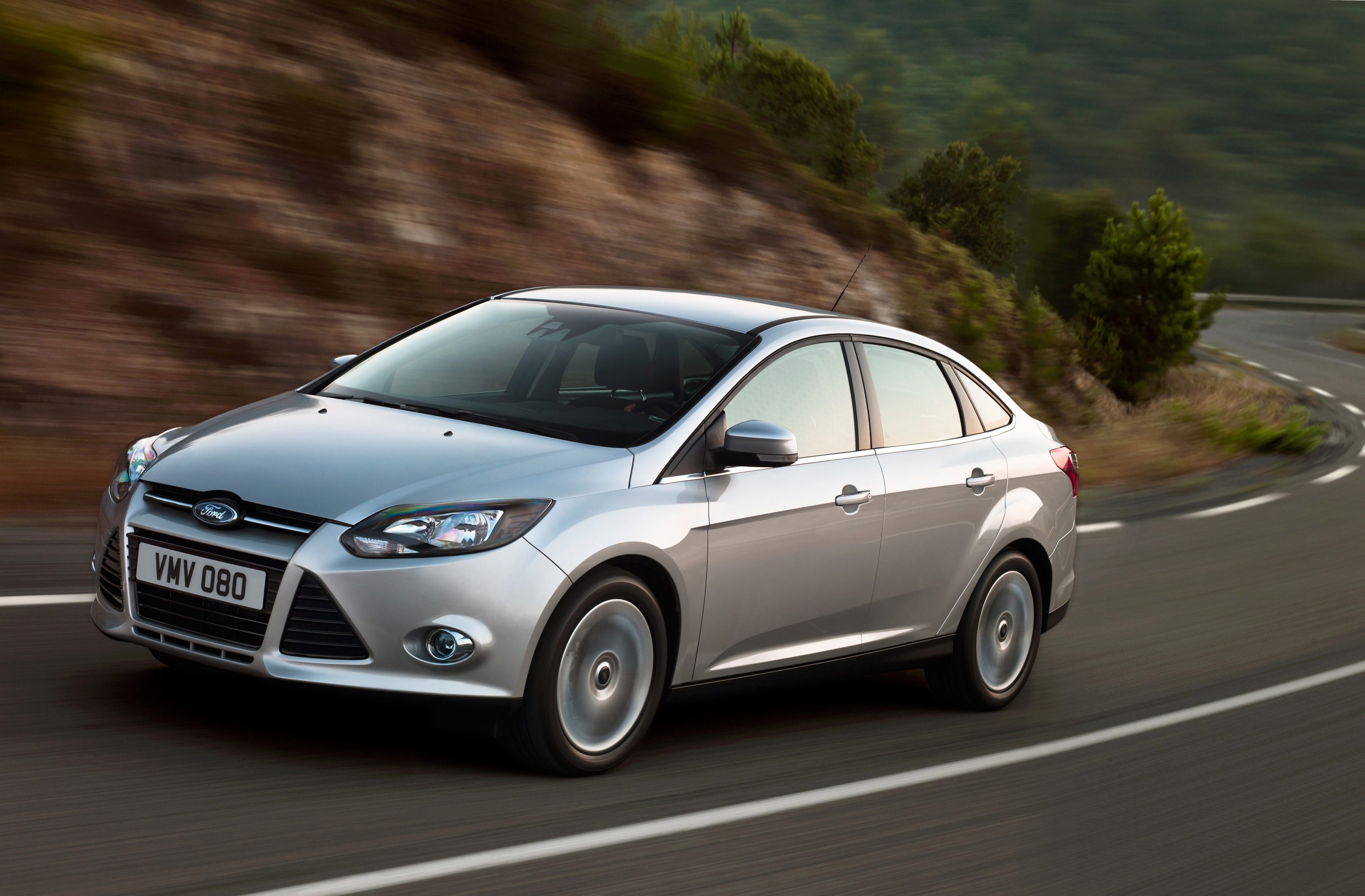 Форд фокус 2013. Ford Focus 2011. Ford Focus 2011 седан. Ford Focus 2013 седан. Ford фокус седан 2011.