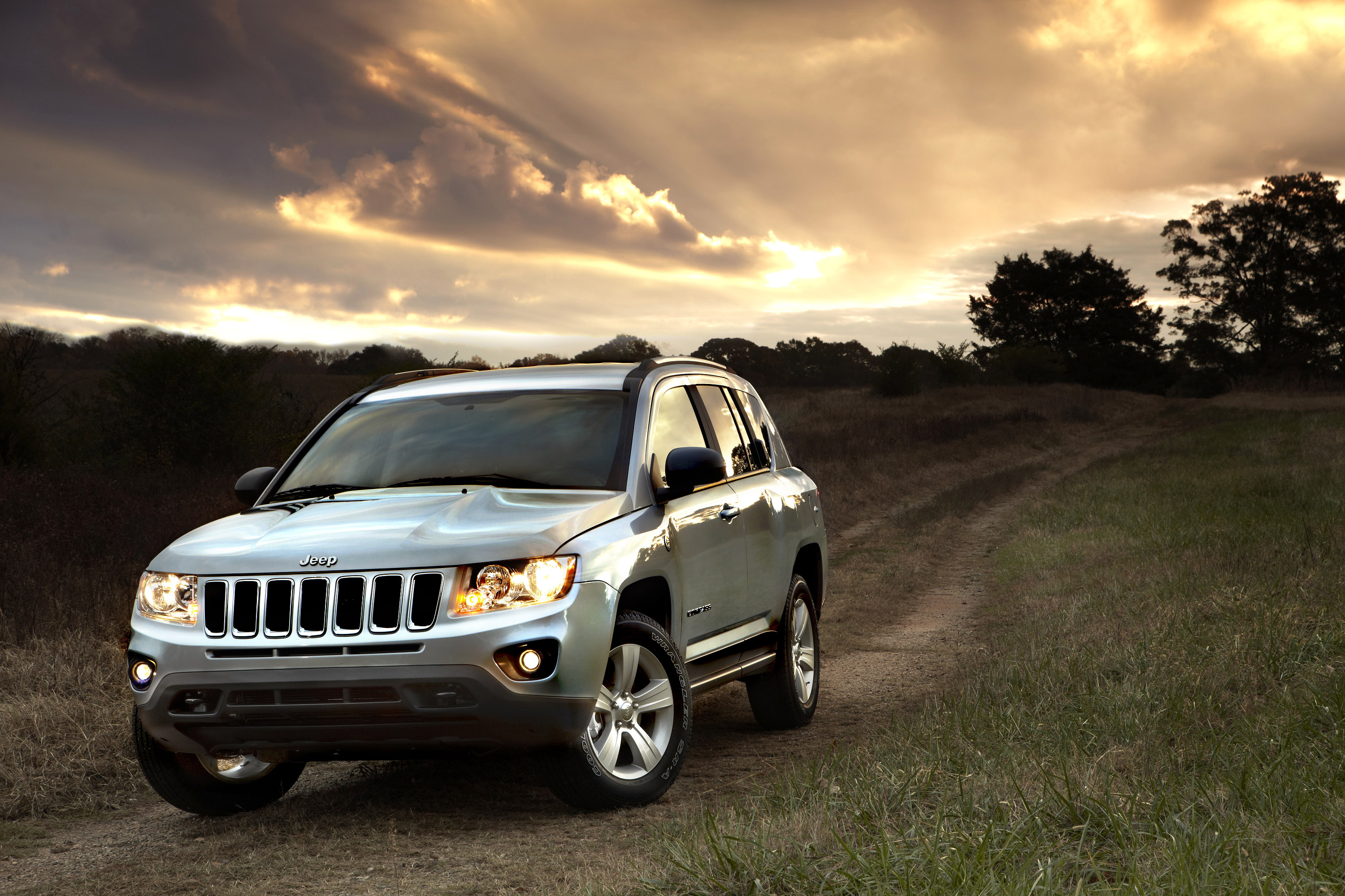 Джип компас. Jeep Compass 2011. Джип Компасс 2011. Jeep Compass 2005. Jeep Compass/ Patriot.