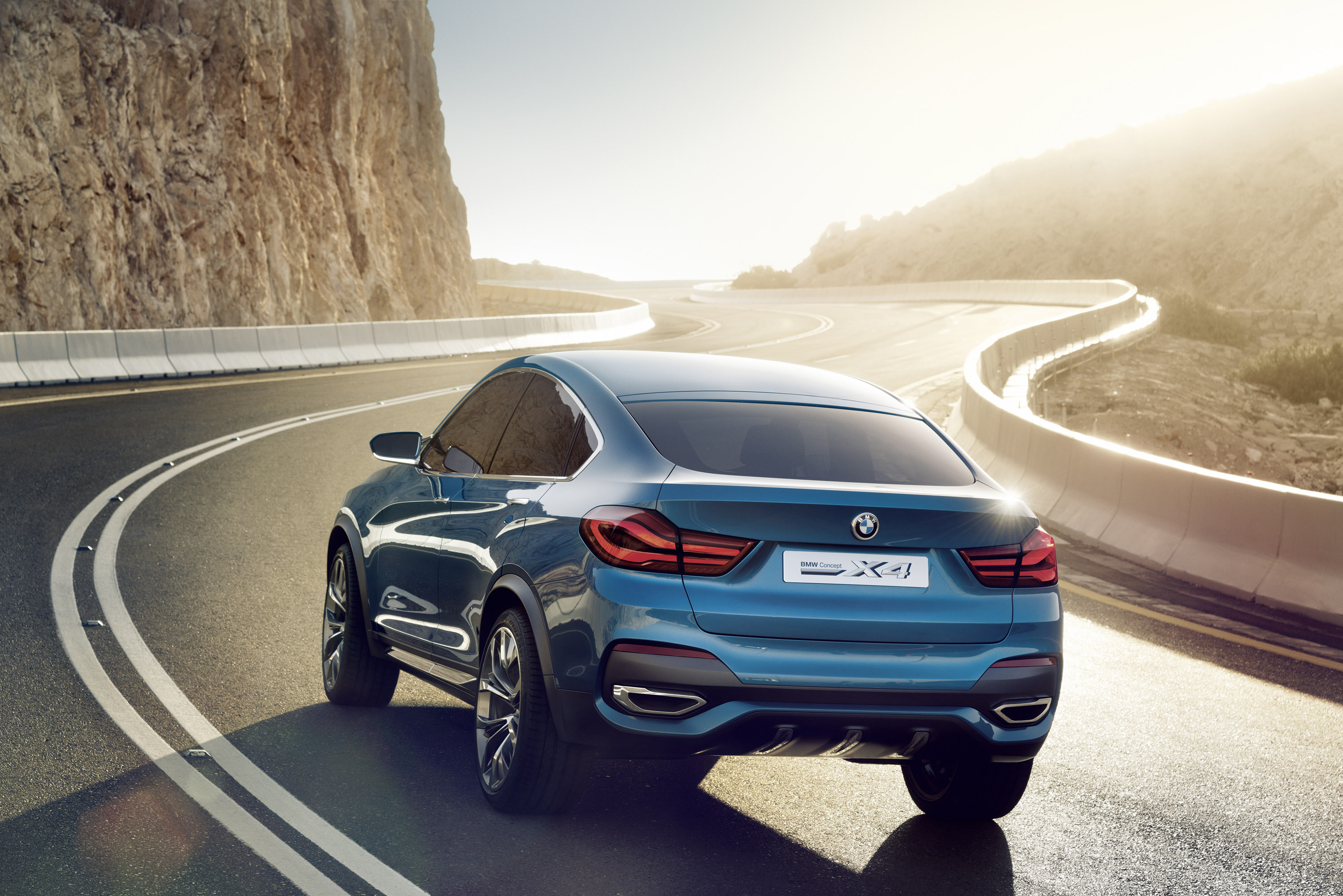 X4 дата выхода. BMW x4 f26. BMW кроссовер x4. БМВ х4 2022. БМВ 4 кроссовер.