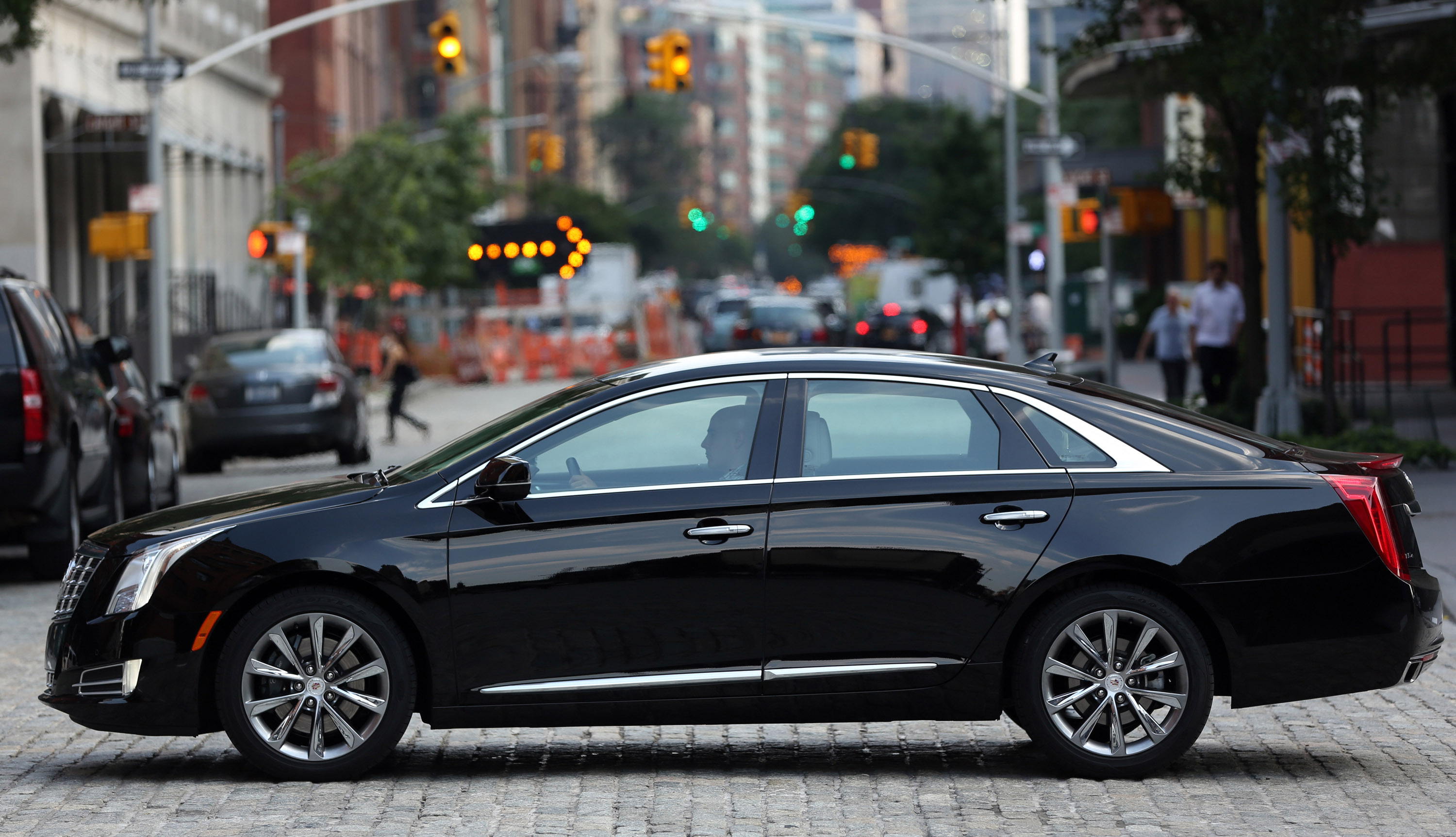 Cadillac xts 2013