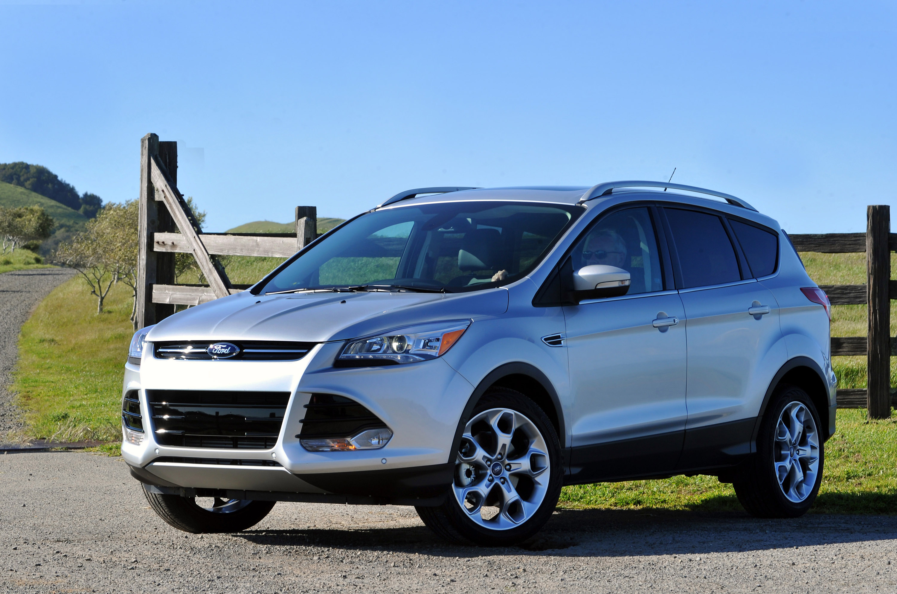 Escape фото. Ford Escape 2014. Форд Эскейп 2016. Форд Эскейп 2015. Ford Escape 2012.