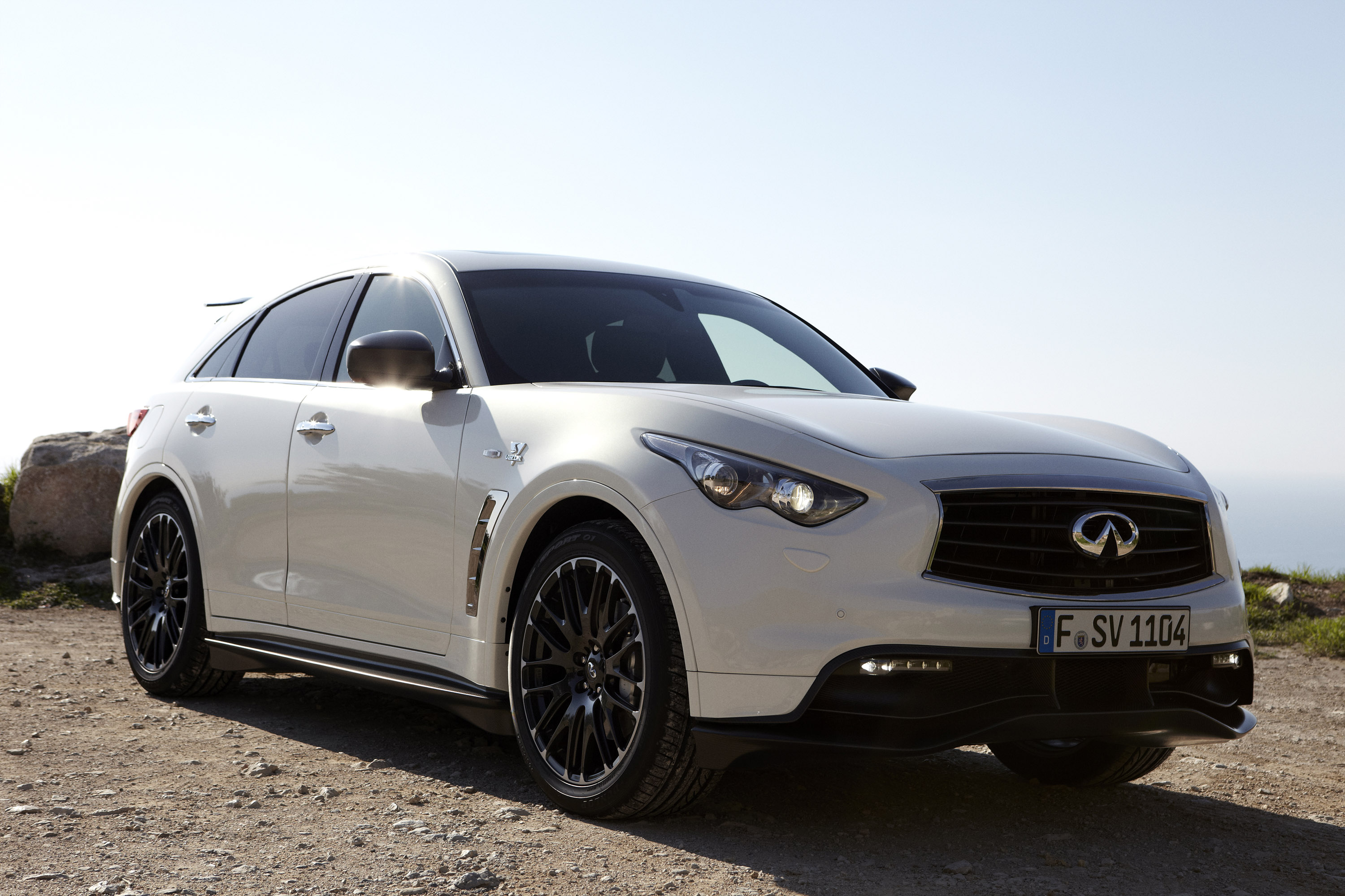 Инфинити 50 s. Инфинити фх50. Infiniti fx50 Vettel. Infiniti fx50 Sport. Infiniti FX Vettel Edition.