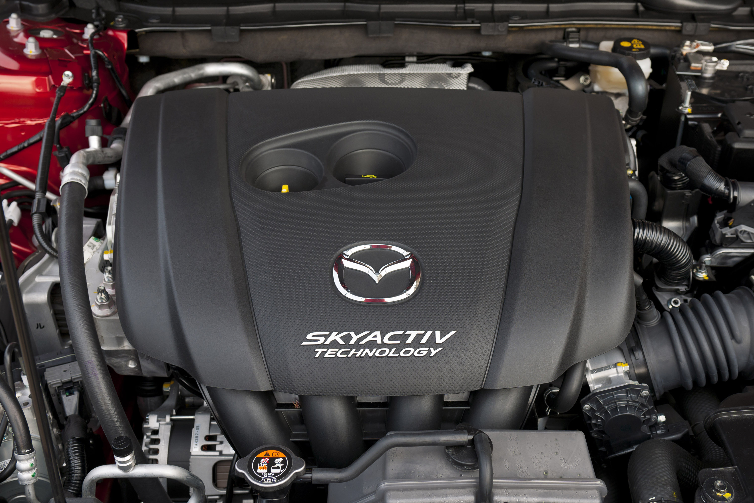 Двигатель мазда cx5. Двигатель Мазда 6 2.5 скайактив. Мазда 6 двигатель 2.5. Mazda 3 SKYACTIV 2014 2.5. Mazda 6 GH 2.5 мотор.