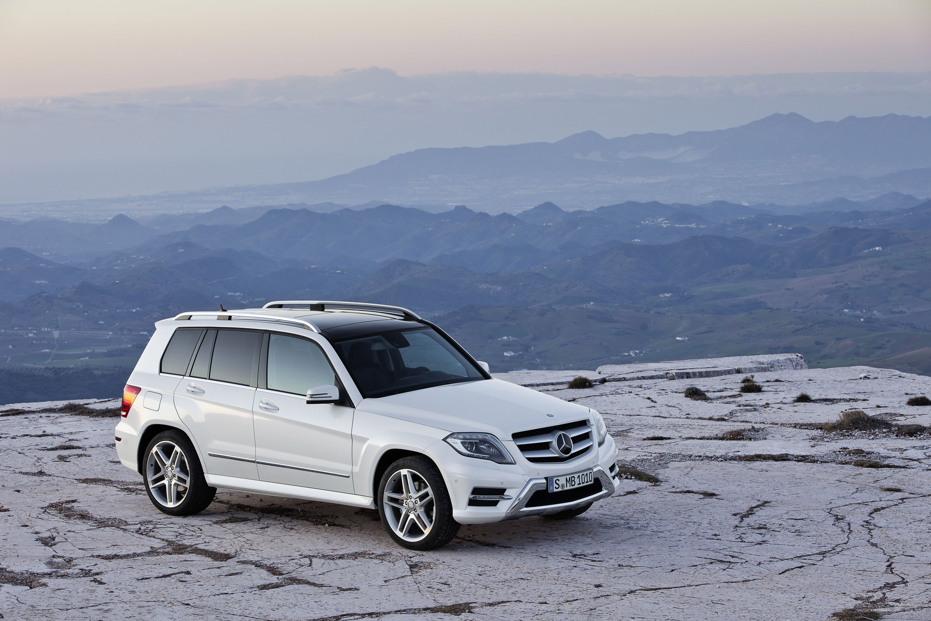 Мерседес glk. Mercedes Benz GLK 2012. Mercedes-Benz GLK-class 2012. Мерседес Бенц ГЛК 350. Mercedes-Benz GLK-класс 2018.