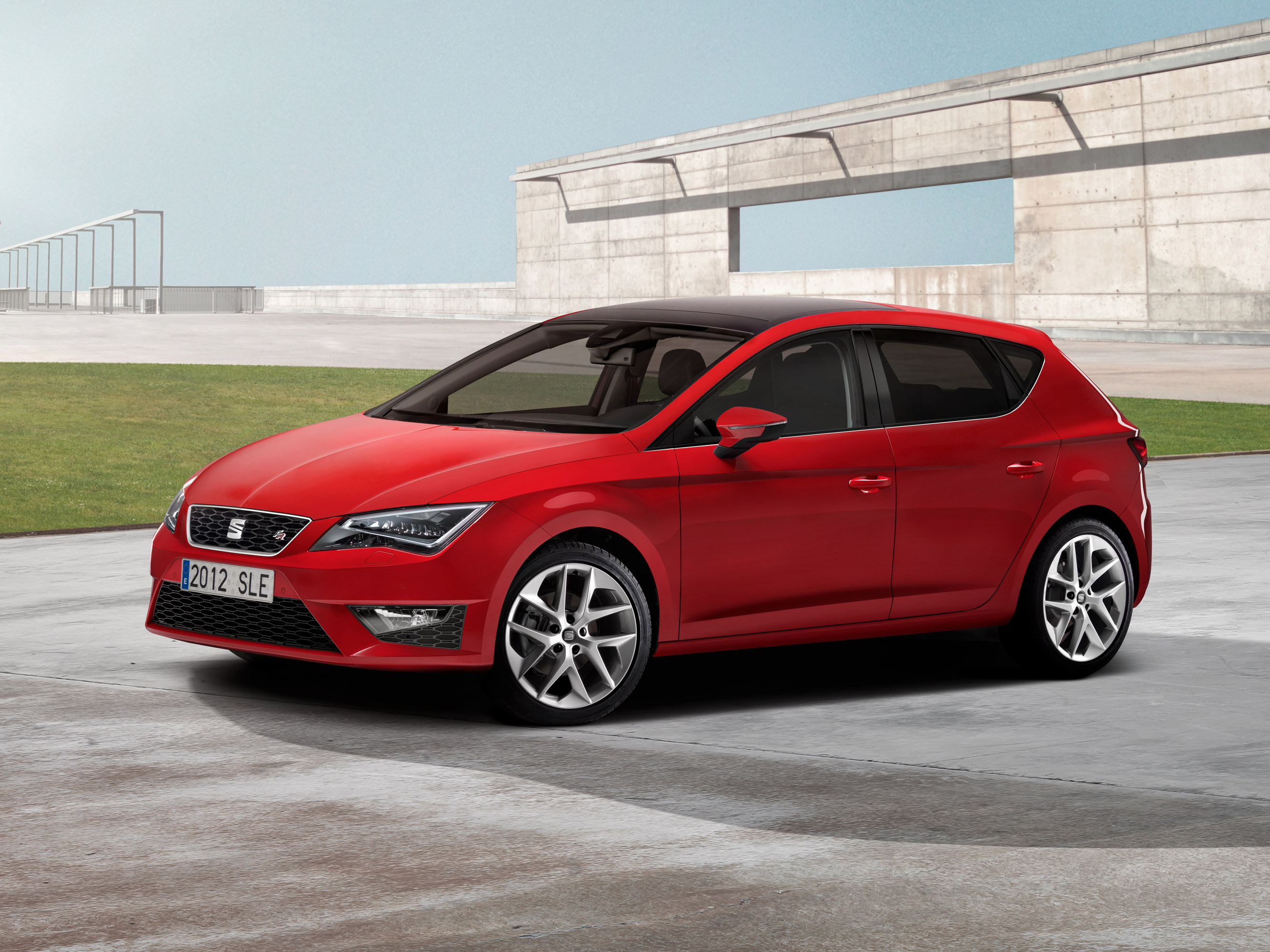 Leon new. Seat Leon 2013.