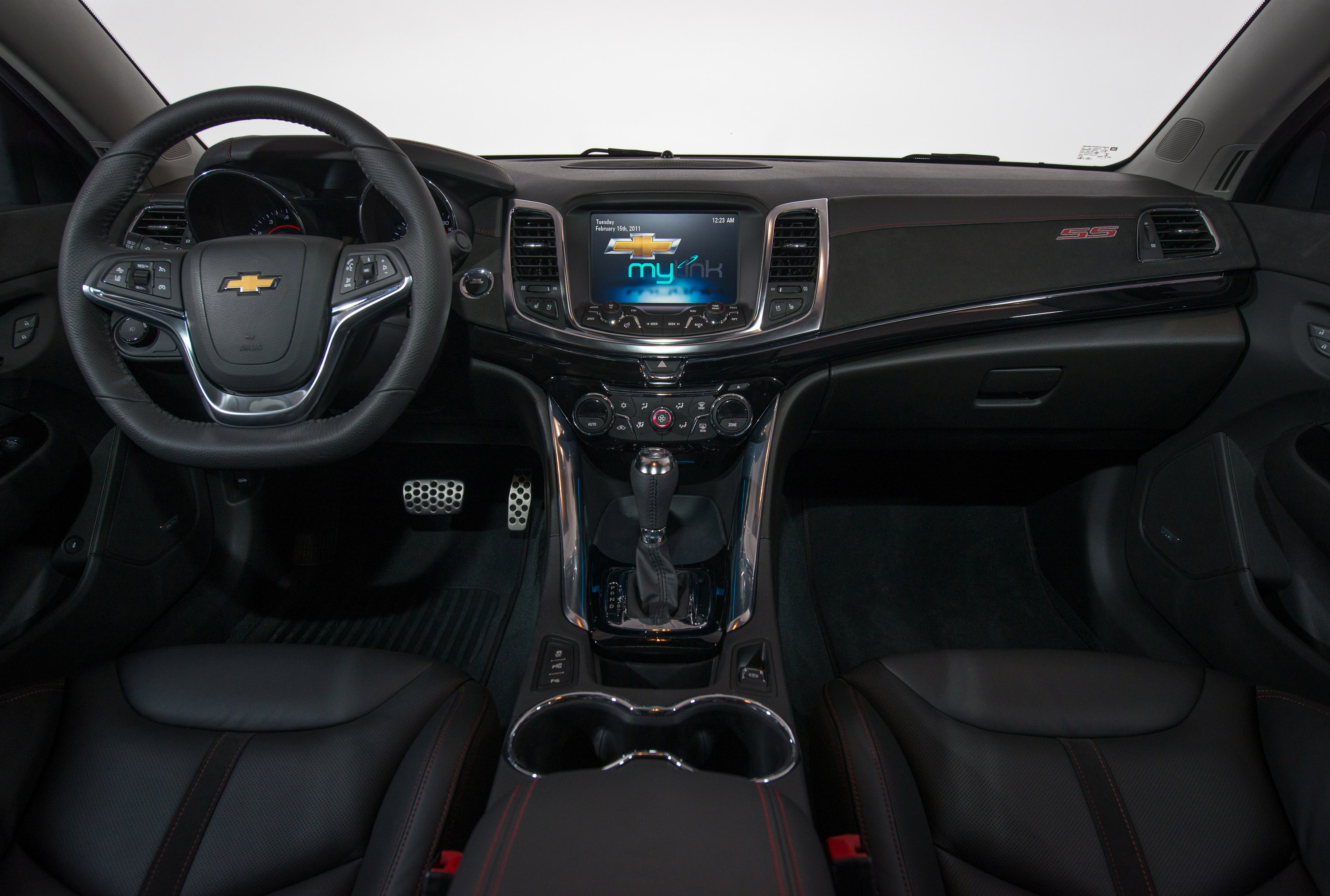 Салон chevrolet. Chevrolet SS 2014. Chevrolet Cruze 2015 салон. Chevrolet SS 2014 салон. Chevrolet SS 2017 салон.