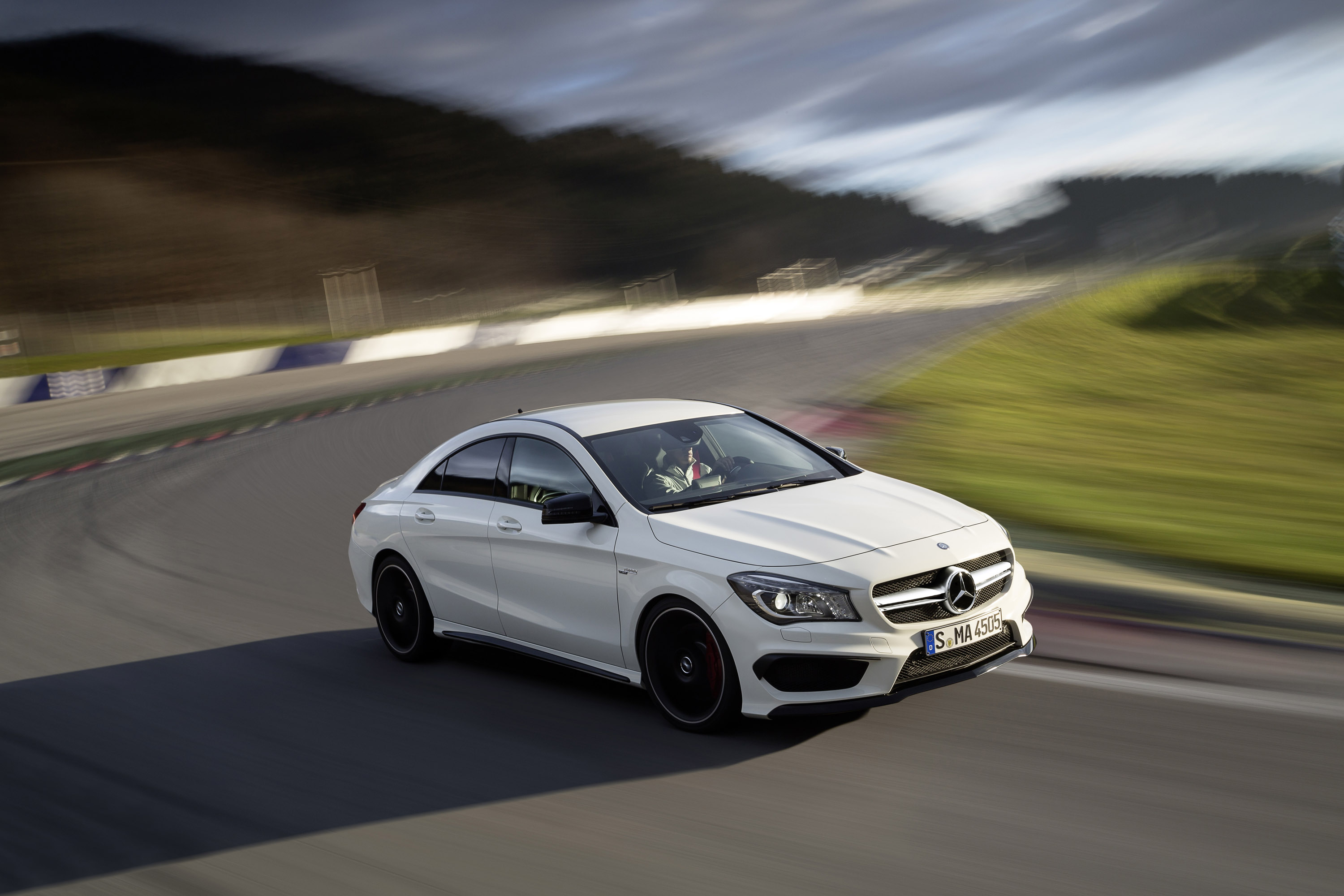 Cla 45 amg. Mercedes Benz CLA 2014. Mercedes-Benz CLA-class 2014. Мерседес CLA class 2014. Mercedes CLA AMG 2014.