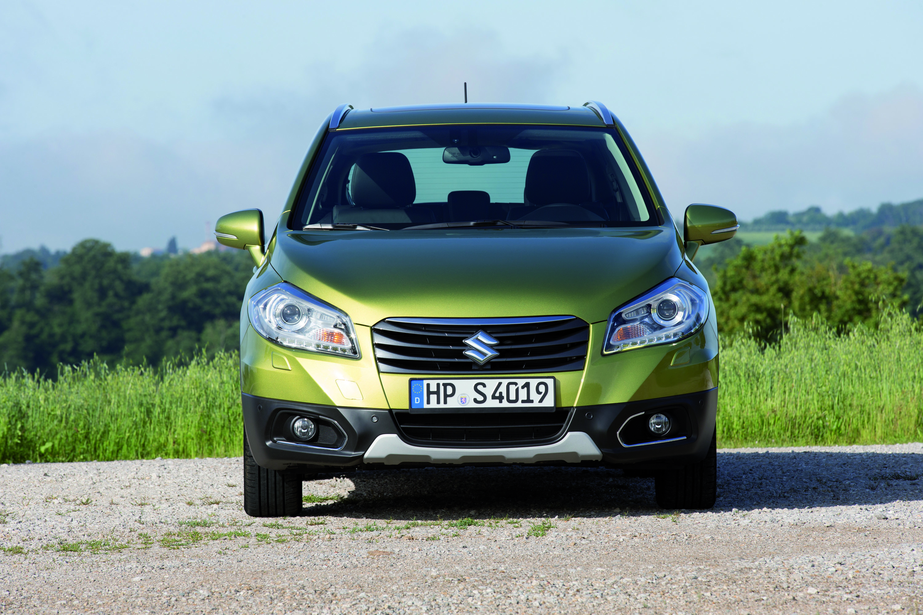 Баку сузуки. Suzuki sx4. Сузуки sx4 2014. Сузуки sx4 2013 года. Suzuki sx4 (2013-2016).