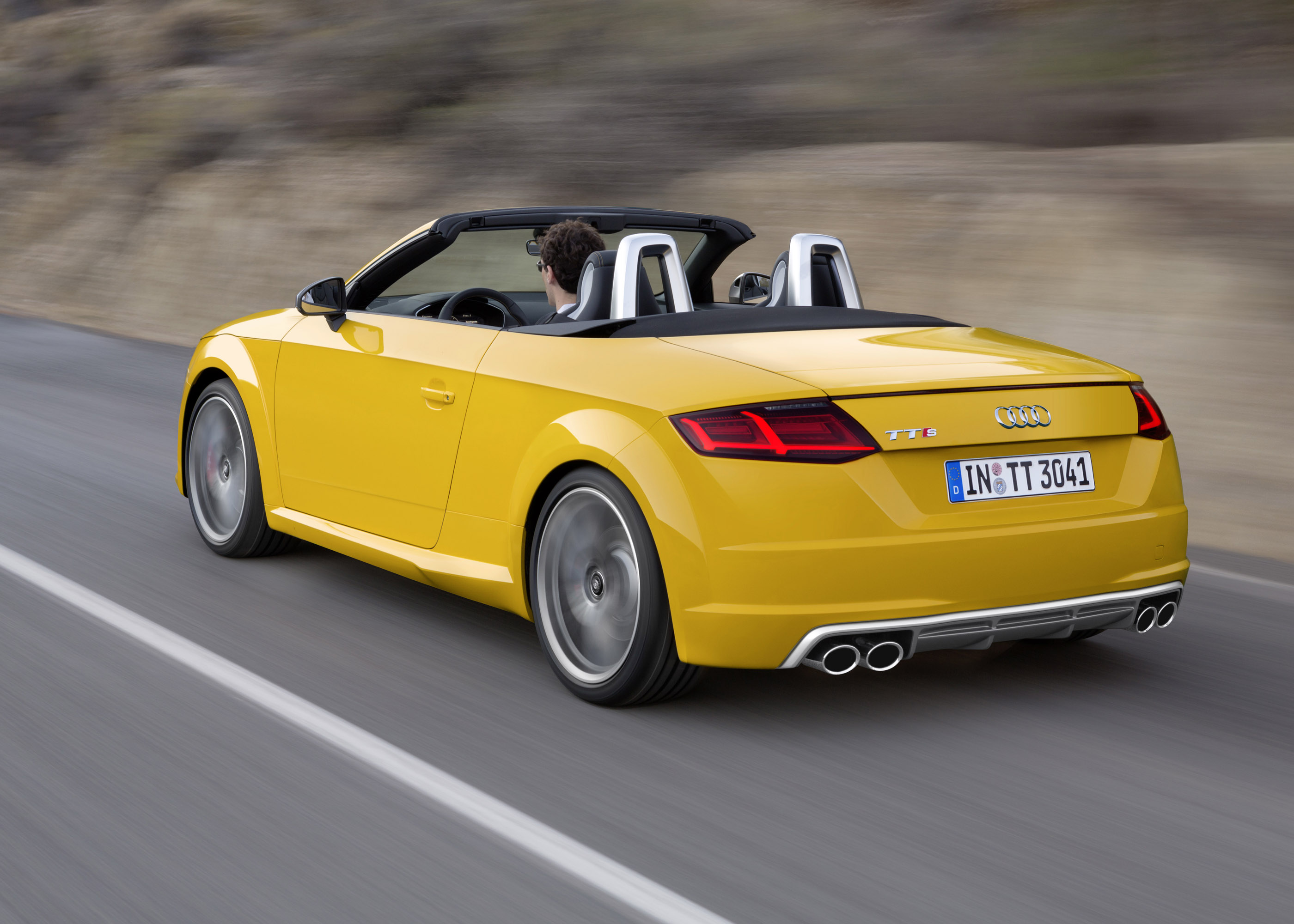 Новая версия тт. Ауди ТТ родстер. Audi TT 8s Roadster. Audi TT 8s кабриолет. Audi TTS Roadster.